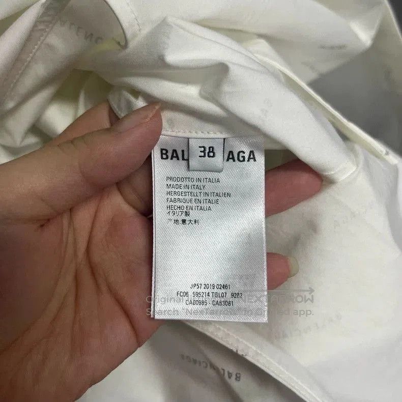 Balenciaga Balenciaga White Logo Print Oversized Shirt. Size US S / EU 44-46 / 1 - 4 Thumbnail