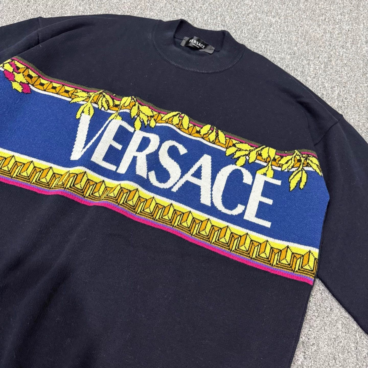 Versace Versace Black Logo Wool Knit Sweater 48 Mint Size US M / EU 48-50 / 2 - 3 Thumbnail