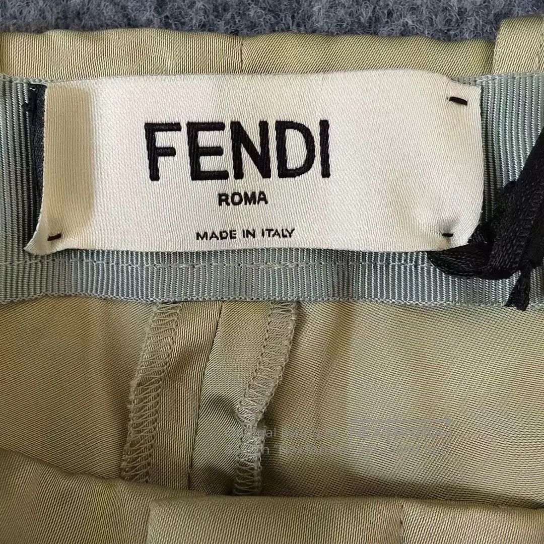 Fendi Fendi Green Pleated Cargo Long Pants. Size 35" - 3 Thumbnail