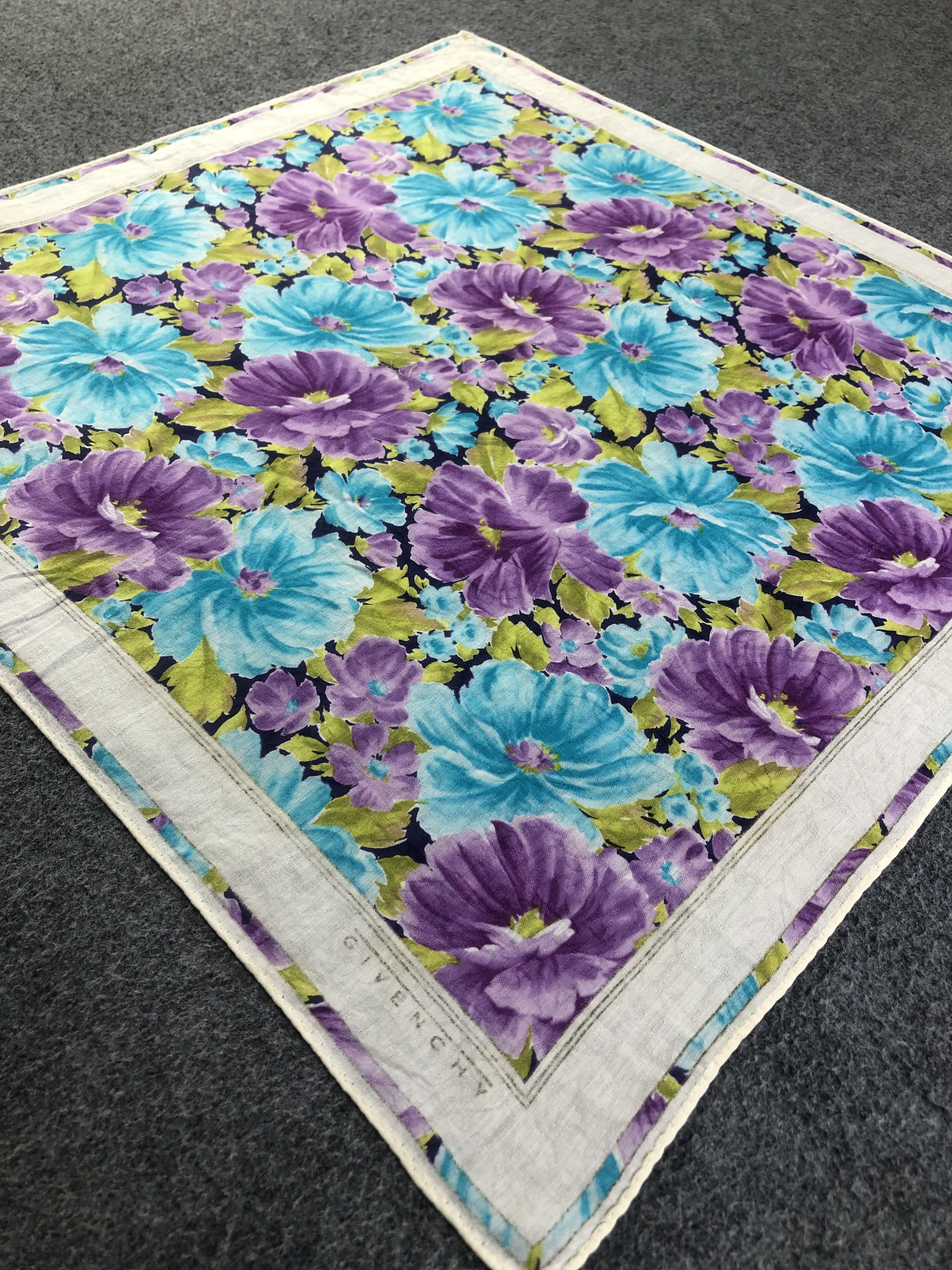 Vintage Givenchy Floral Handkerchief / Bandana / Neckerchief A1903 Size ONE SIZE - 4 Thumbnail