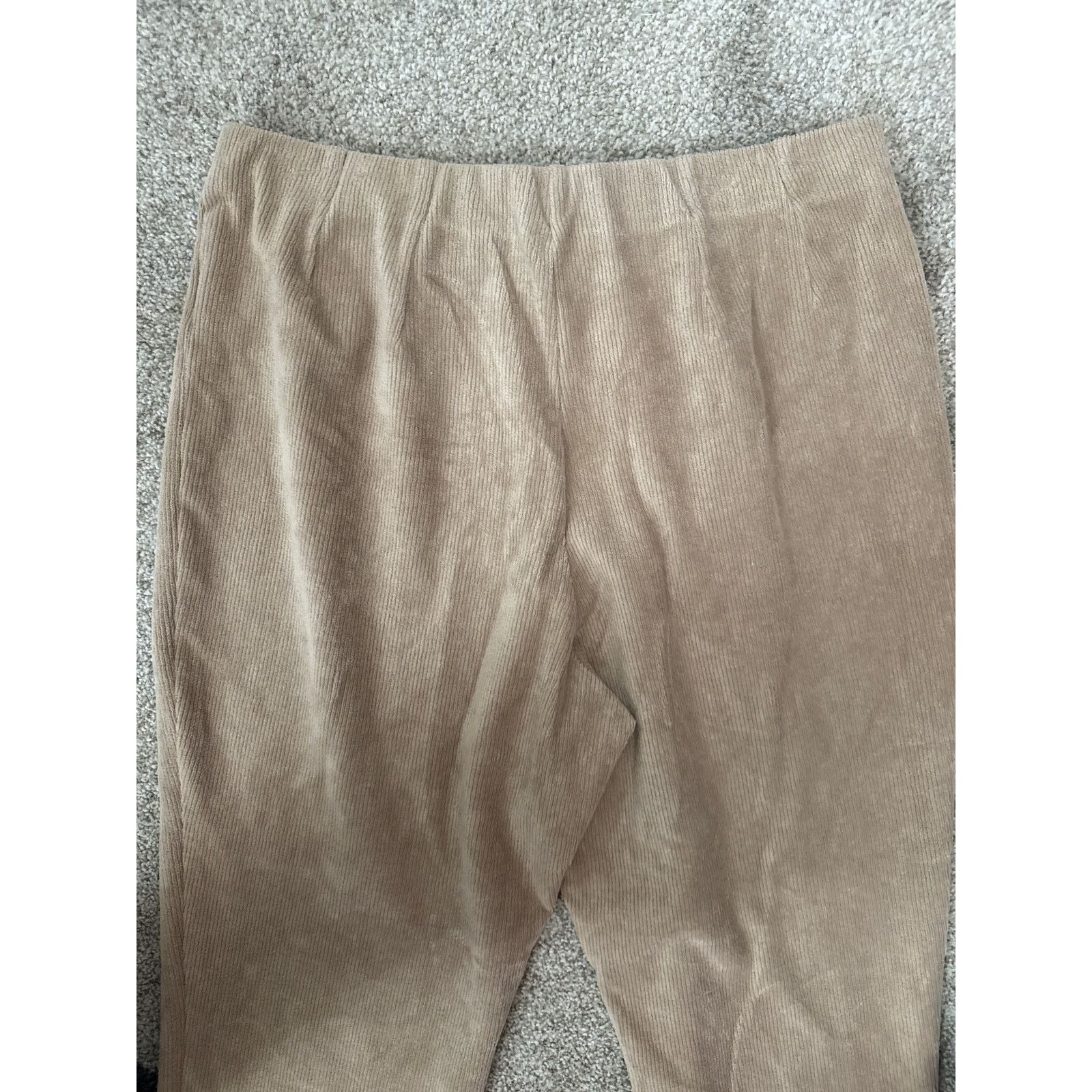L.L. Bean L.L. Bean Women's Tan Cropped Pull-On Corduroy Pants, L Size 32" / US 10 / IT 46 - 5 Thumbnail