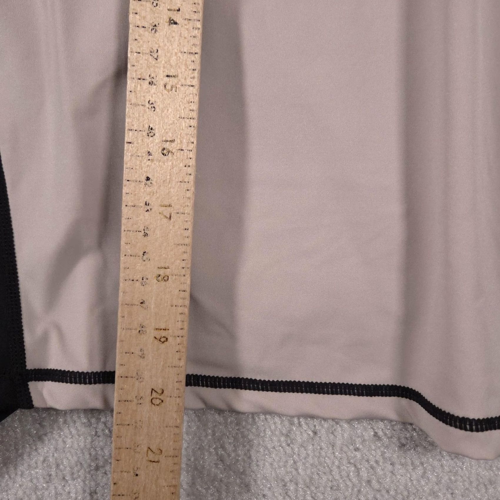 Fabletics Fabletics Shirt Womens 3X Tan Black Colorblock Long Sleeve Mock Neck Athletic Shirt Cropped Nylon Polyester Pullover Gym & Training Womens Size XXL / US 16-18 / IT 52-54 - 7 Thumbnail