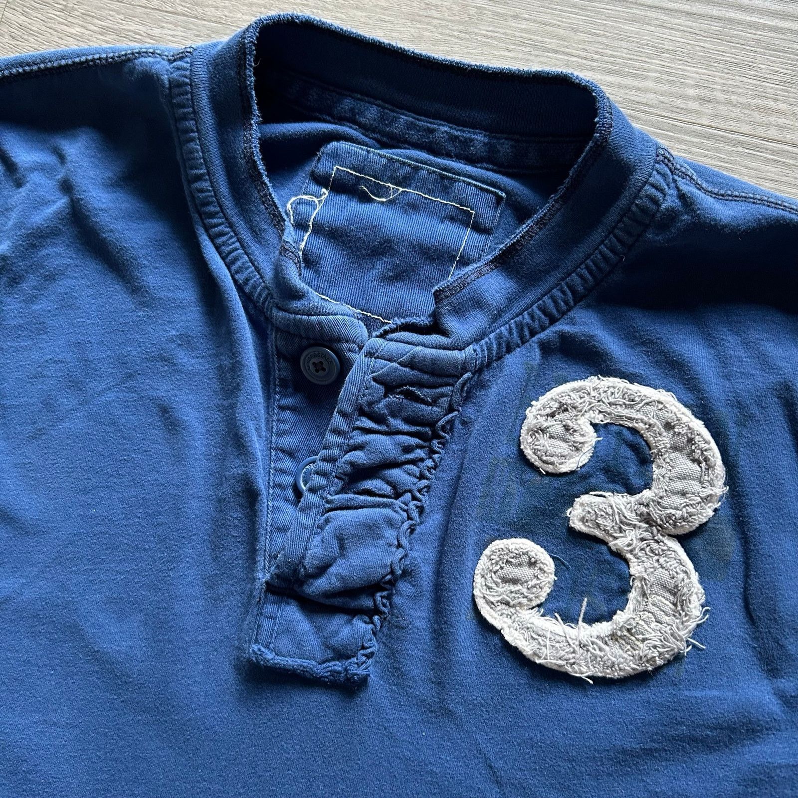 Aeropostale Vtg y2k Aeropostale Wash Graphic Henley Long Sleeve Shirt Size US L / EU 52-54 / 3 - 1 Thumbnail