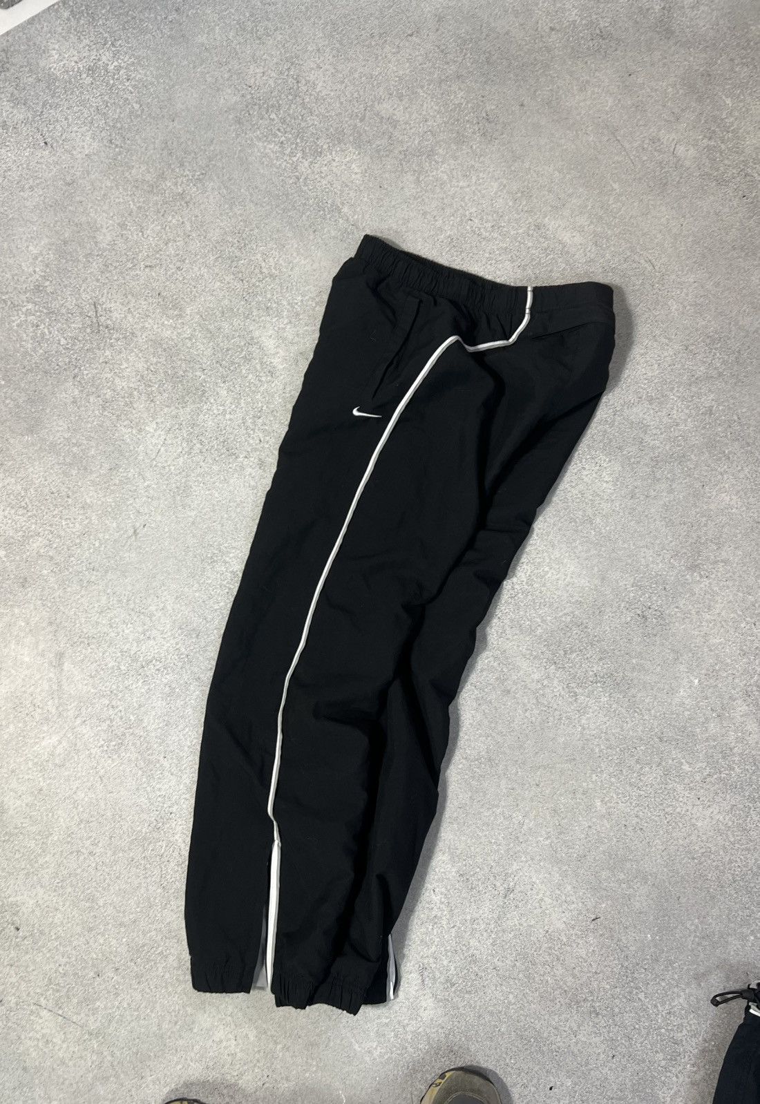 Nike Vintage Nike Track Pants Nylon Striped 00s Y2K Baggy Size US 34 / EU 50 - 1 Thumbnail