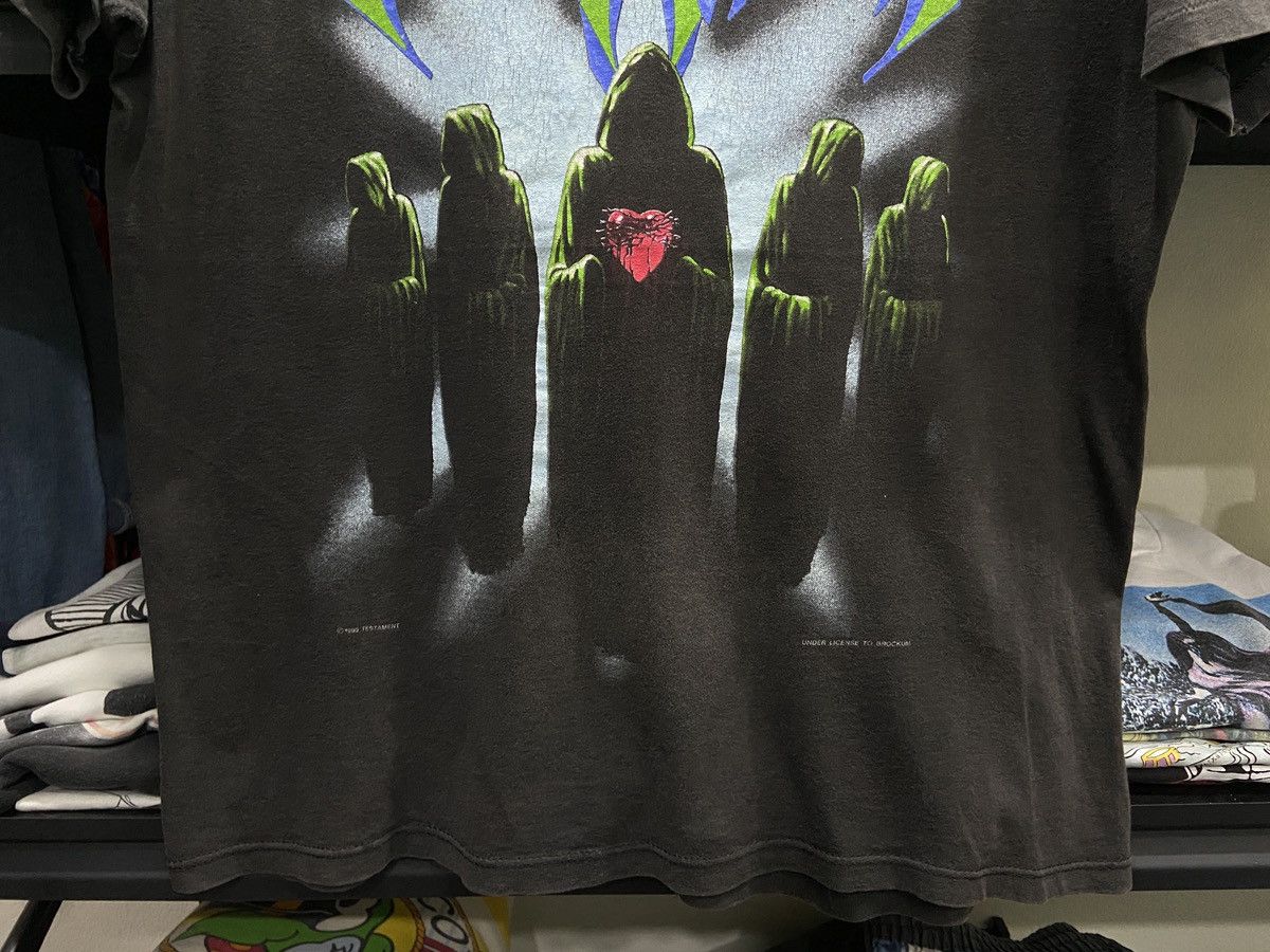 Band Tees Vintage 90s TESTAMENT Thrash Metal brockum TOUR TShirt Size US L / EU 52-54 / 3 - 3 Thumbnail