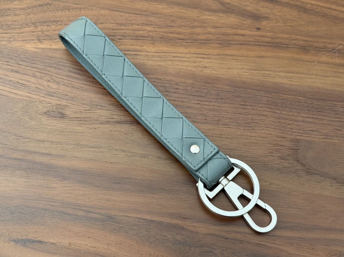 Bottega Veneta Intrecciato Leather Keychain Size ONE SIZE - 1 Thumbnail
