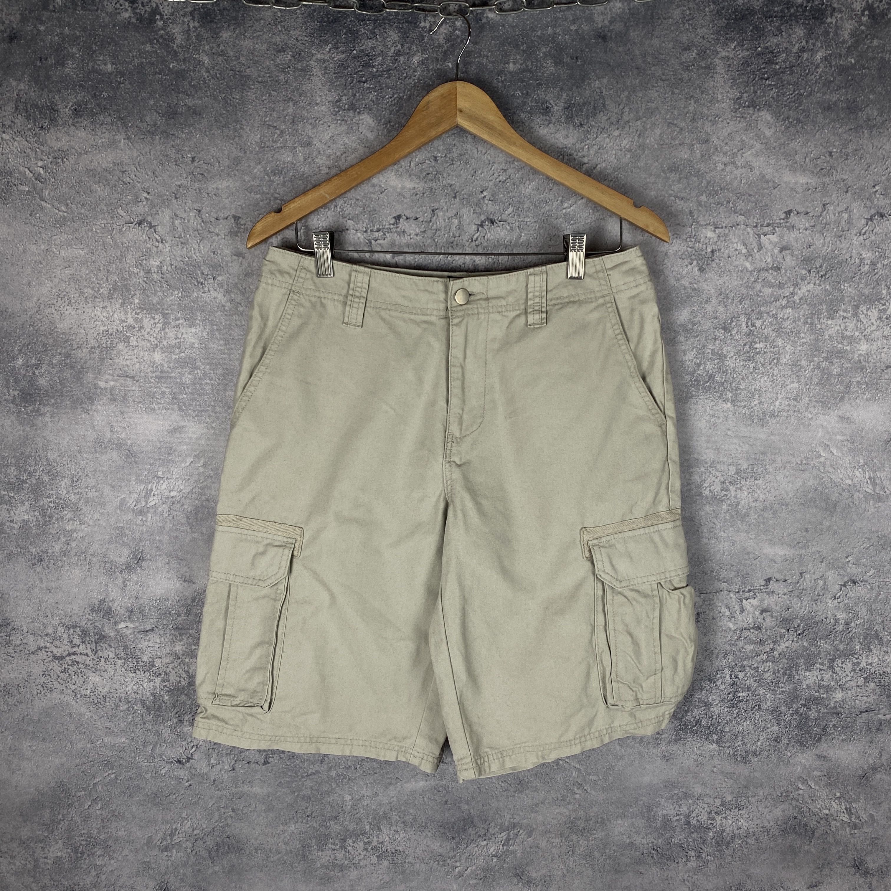 Gap GAP Cargo Shorts Men's Size 30 Beige Size US 30 / EU 46 - 1 Thumbnail