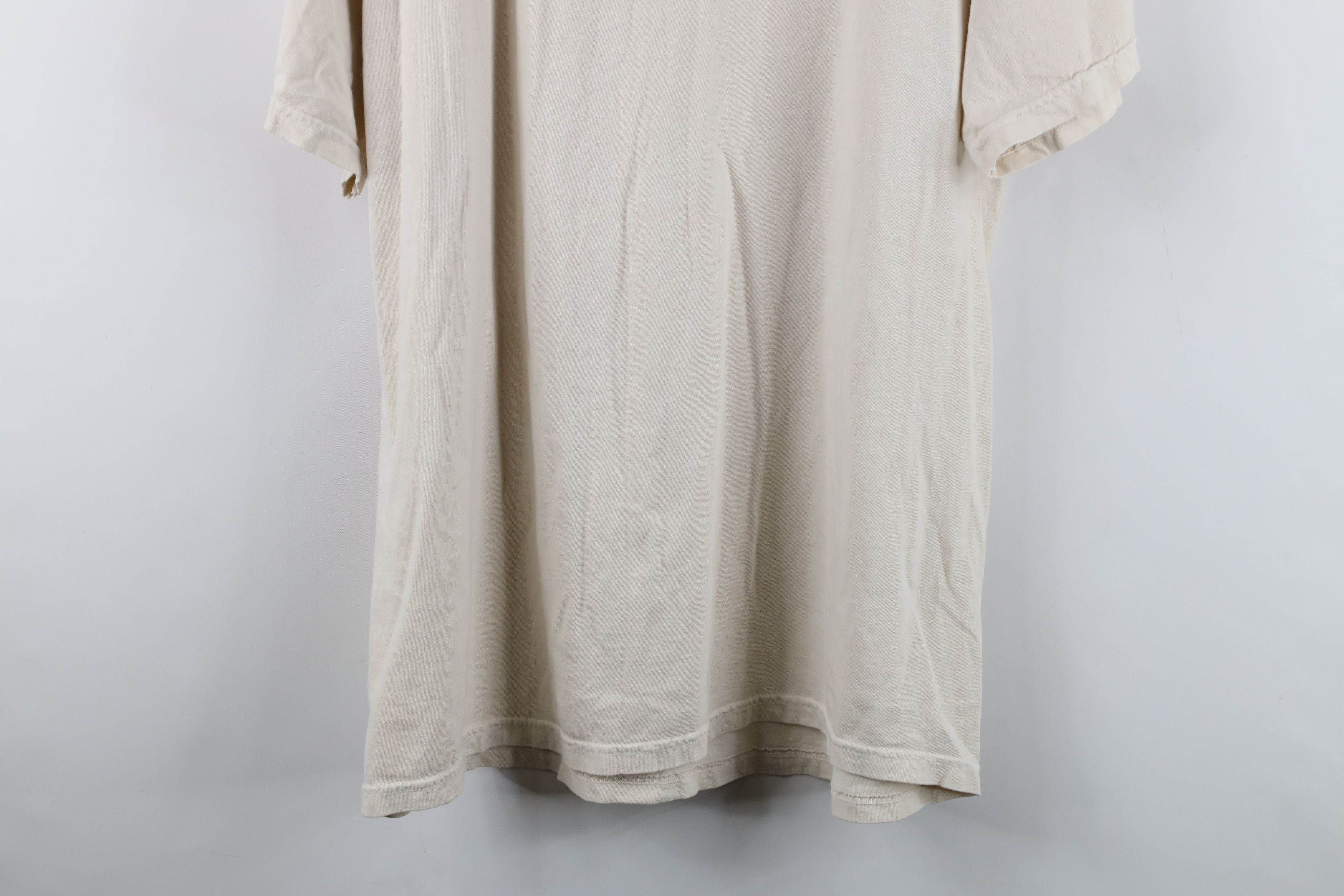 Vintage Vintage 90s Streetwear Short Sleeve T-Shirt Beige Cotton Size US XL / EU 56 / 4 - 13 Thumbnail