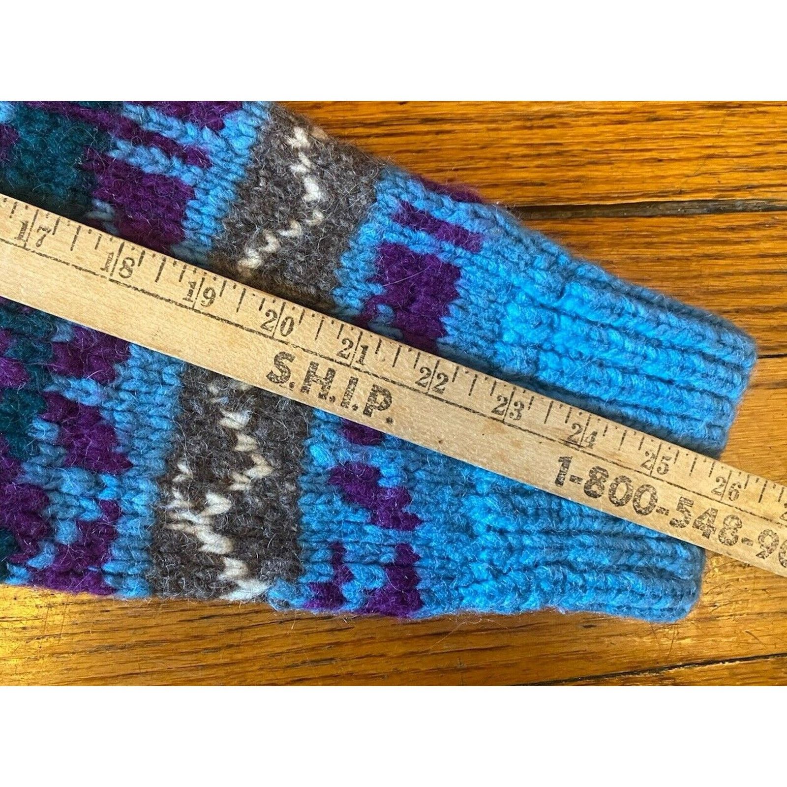 Handmade Wool Ecuador Nordic Handmade Chunky Sweater Mens Women’s M Size M / US 6-8 / IT 42-44 - 11 Thumbnail