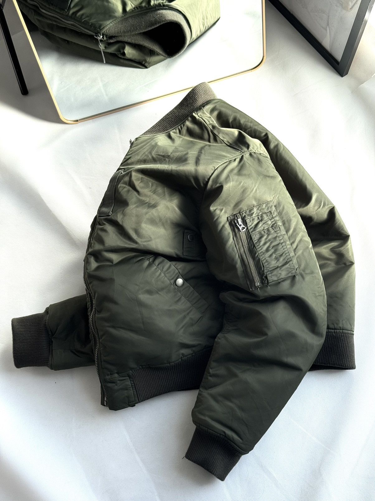Vintage Vintage MA1 Alpha Industries Style Bomber Jacket Boxy Fit Size US L / EU 52-54 / 3 - 7 Thumbnail