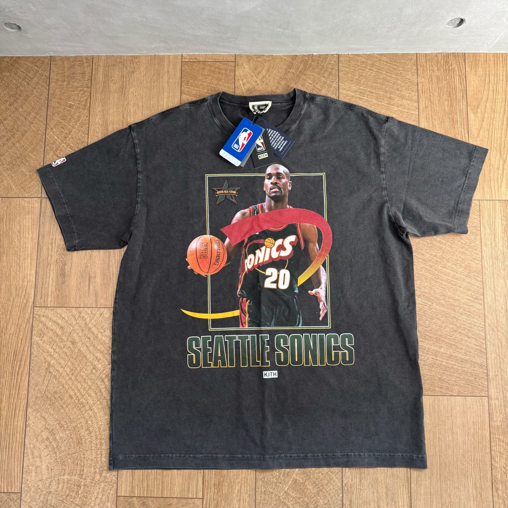 Kith Kith x NBA Gary Payton Tee Size US L / EU 52-54 / 3 - 1 Thumbnail
