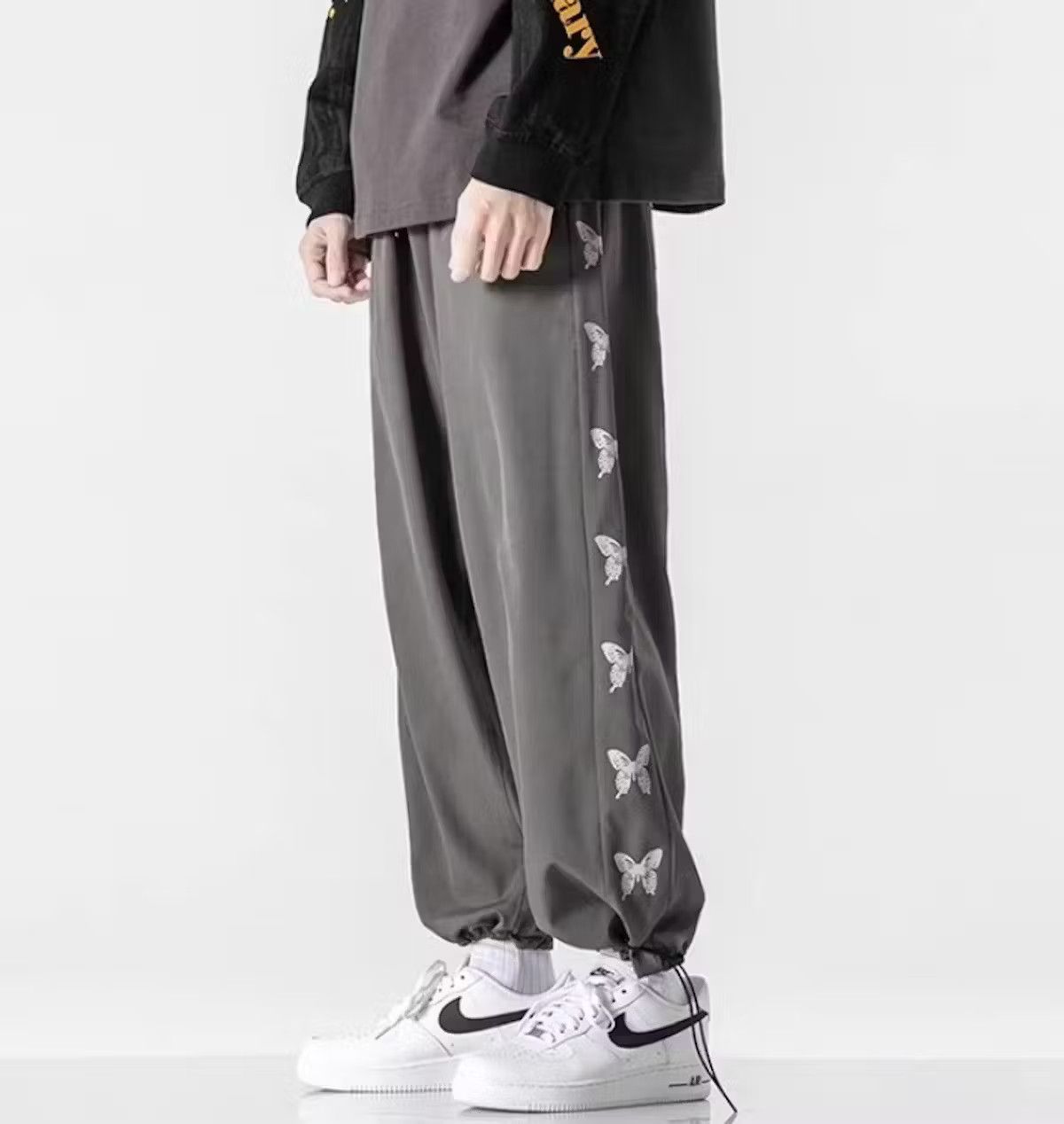 image of Vintage Japanese Style Butterfly Sweatpants in Grey, Men's (Size 34)