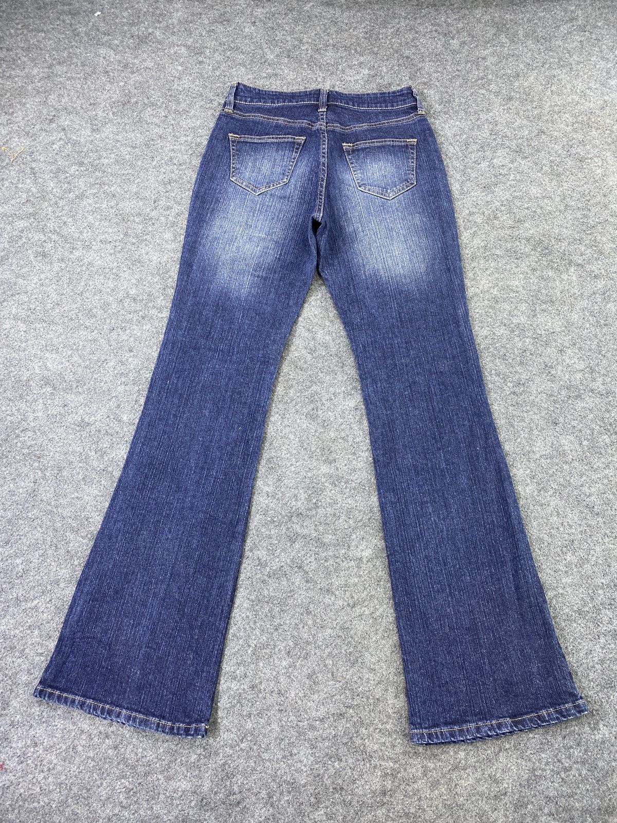 Japanese Brand Japanese Brand Style Basic Blue Wash Flare Jeans - J1019 Size 26" / US 2 / IT 38 - 5 Thumbnail