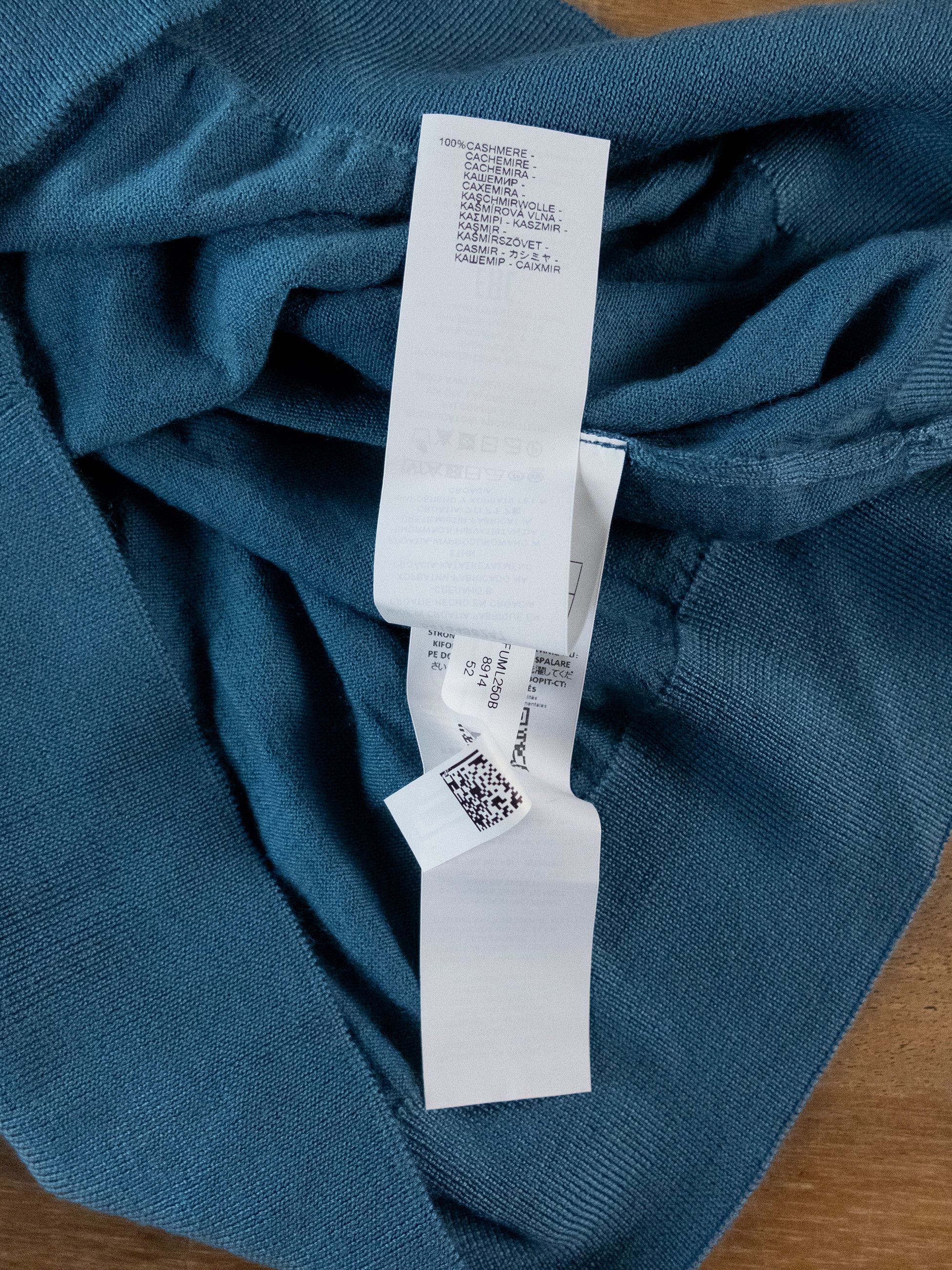 Other FALCONERI blue cashmere v-neck sweater XL Size US XL / EU 56 / 4 - 6 Thumbnail