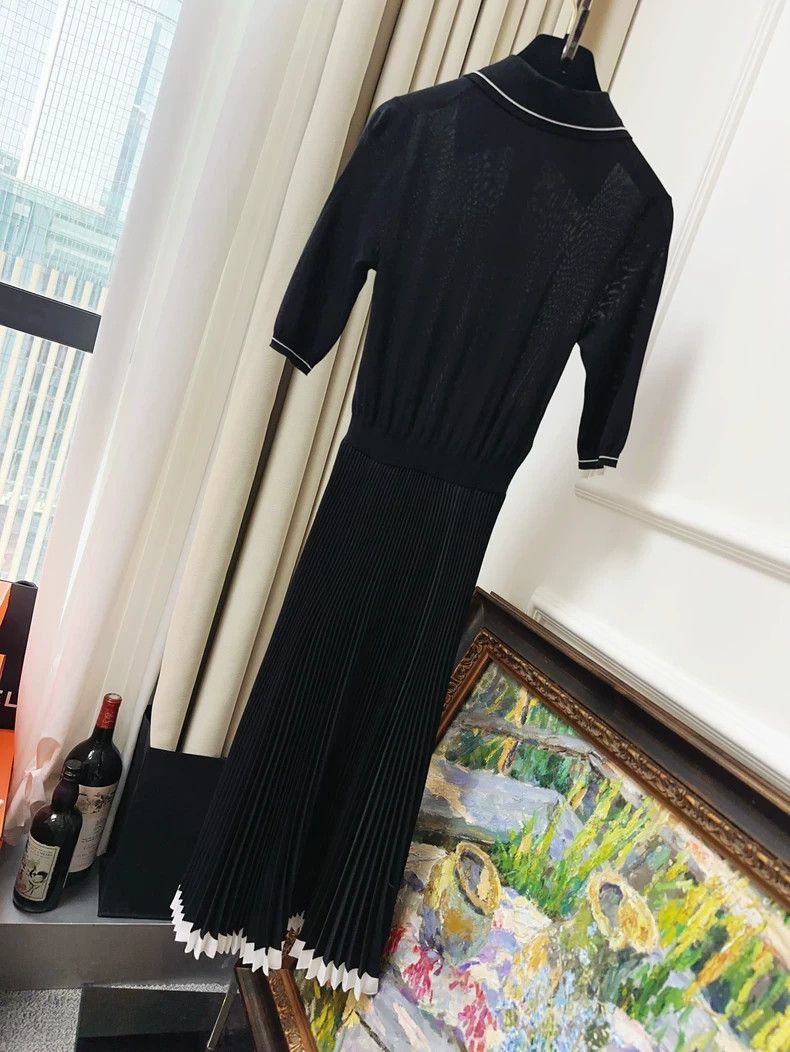 Prada Prada Black Pleated Polo Dress-2506 Size S / US 4 / IT 40 - 2 Thumbnail