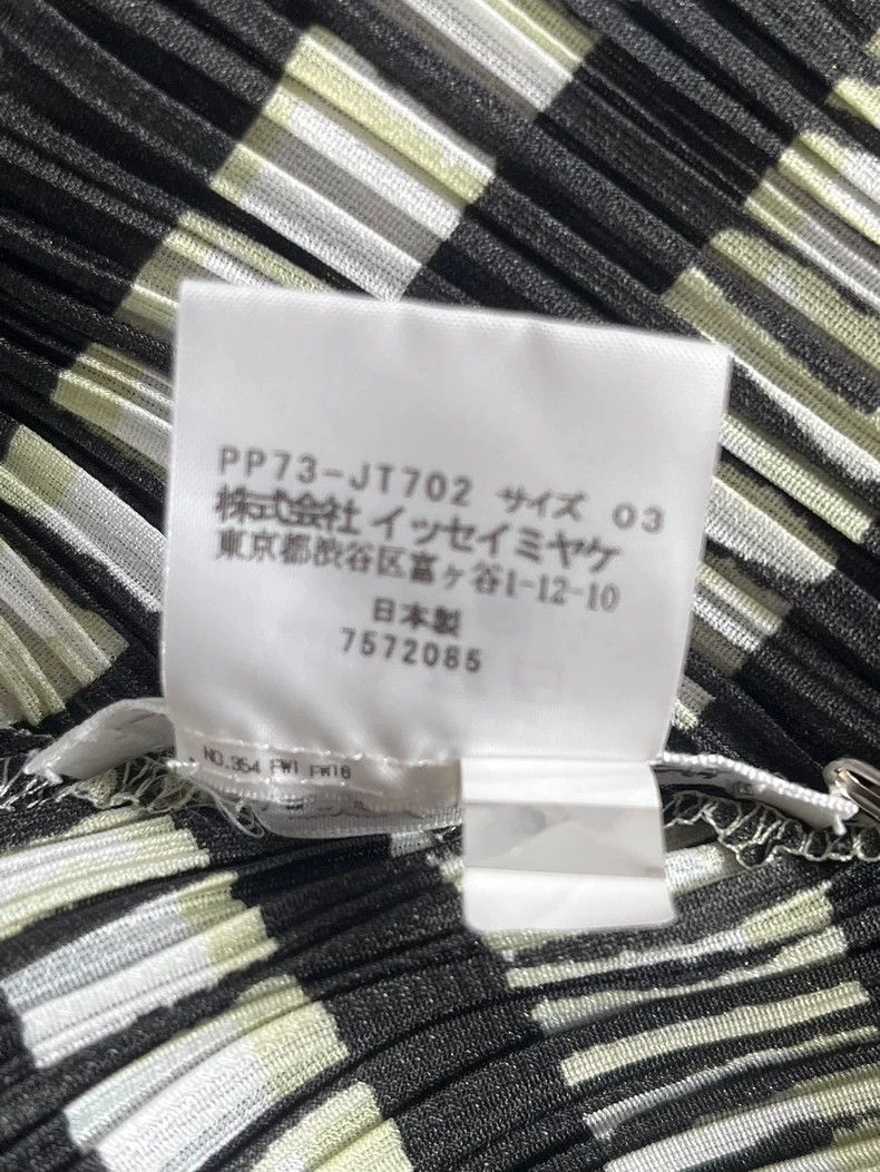 Issey Miyake Issey Miyake size:3 Black and white striped short-sleeved Size S / US 4 / IT 40 - 4 Thumbnail
