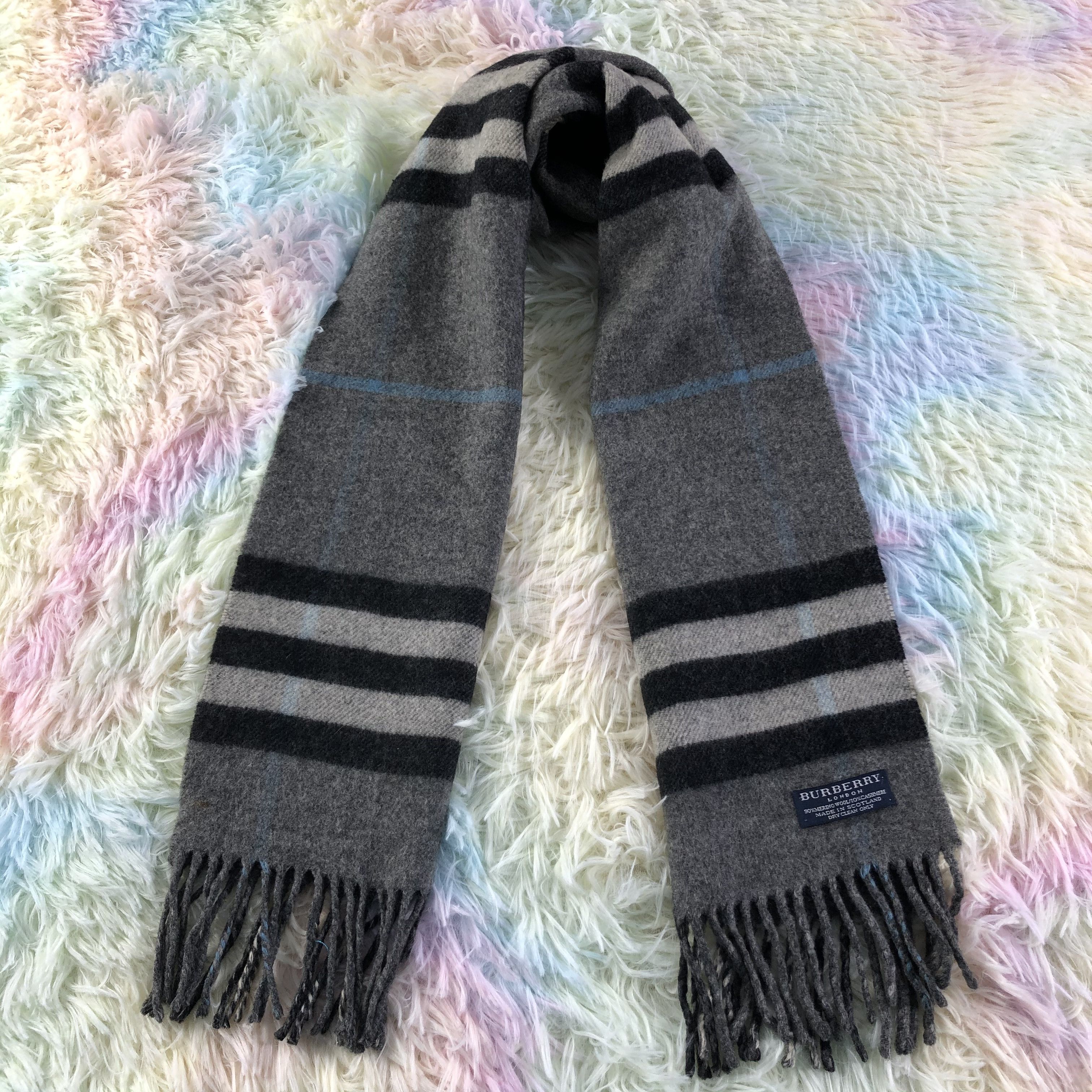Burberry × Vintage Burberry Scarf / Muffler / Neckwear - KM523 Size ONE SIZE - 1 Thumbnail