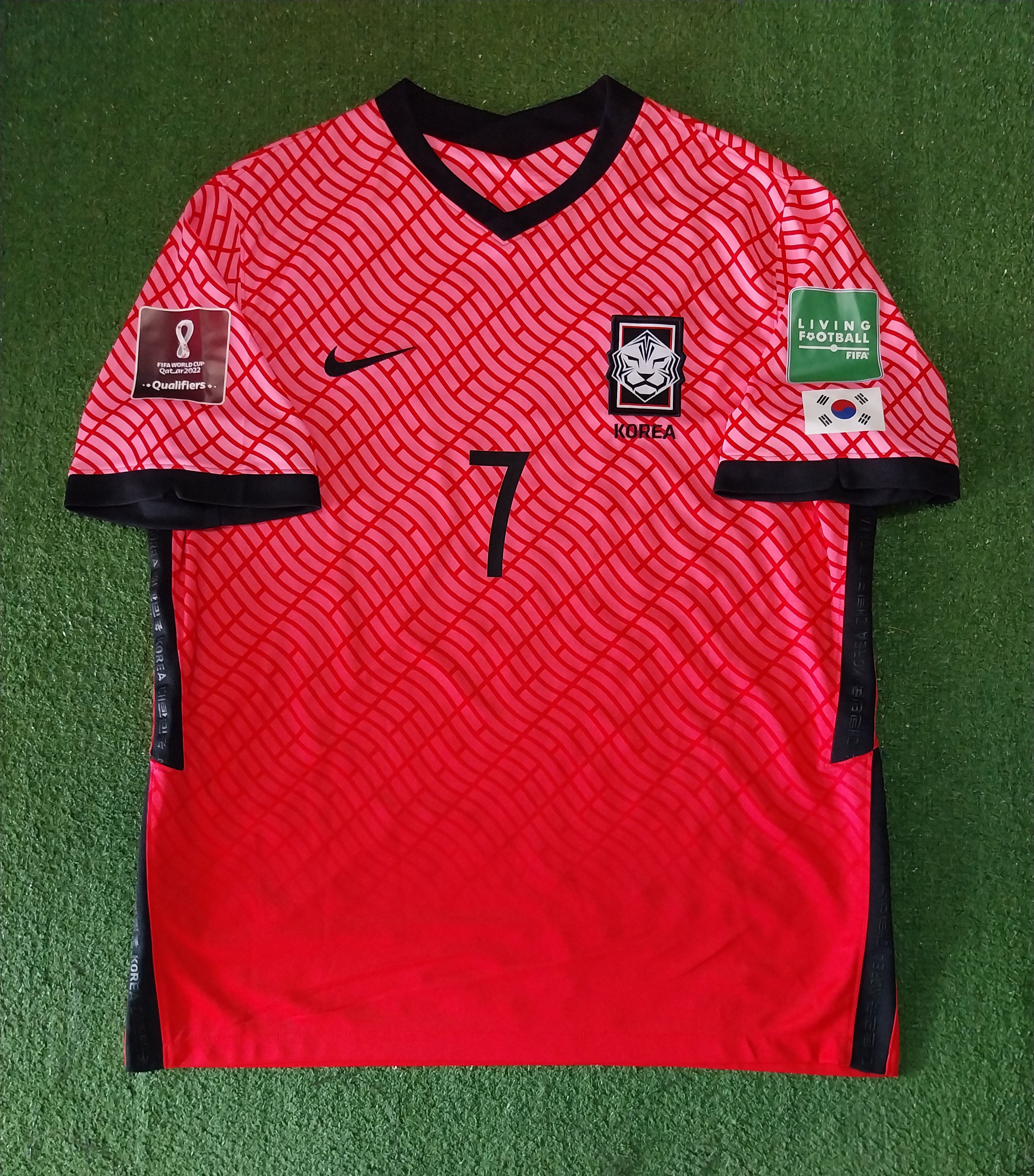 Nike South korea 2020 son heung min jersey football Size US XL / EU 56 / 4 - 1 Thumbnail