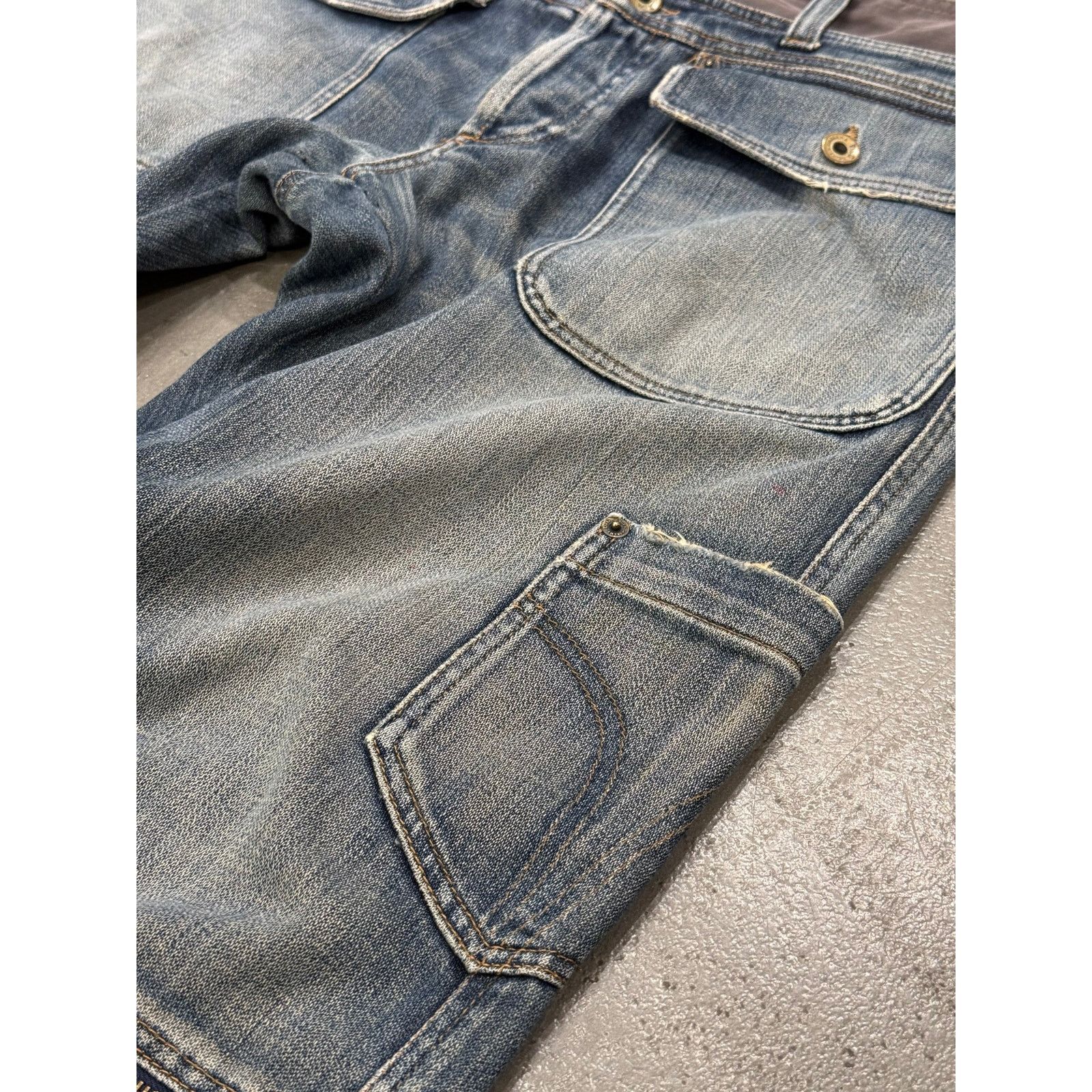 Dolce & Gabbana A/W2003 Dolce & Gabbana double waisted cargo pants Size US 32 / EU 48 - 4 Thumbnail