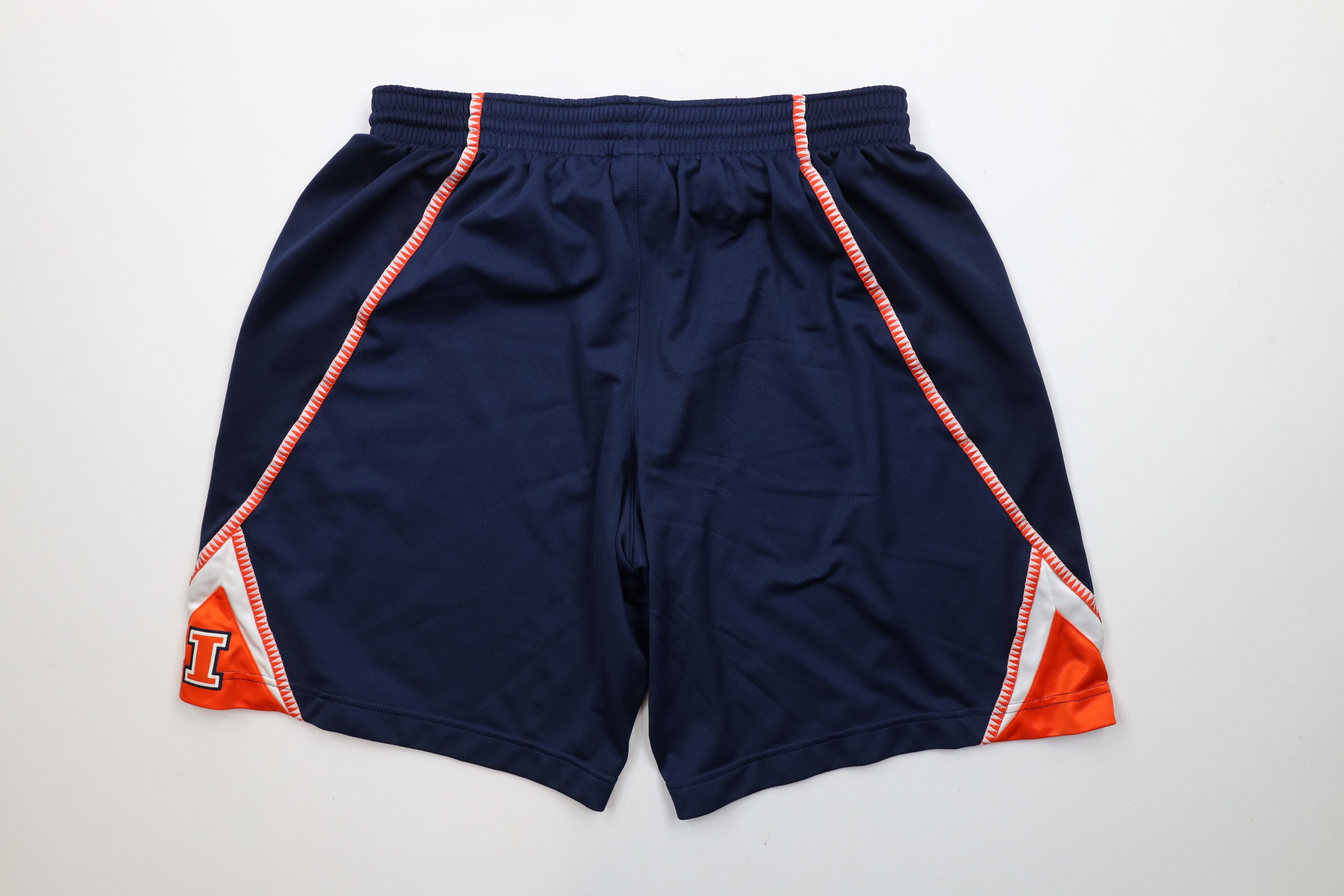Nike × Vintage Nike Authentics Game Worn University of Illinois Shorts Size US 32 / EU 48 - 8 Thumbnail