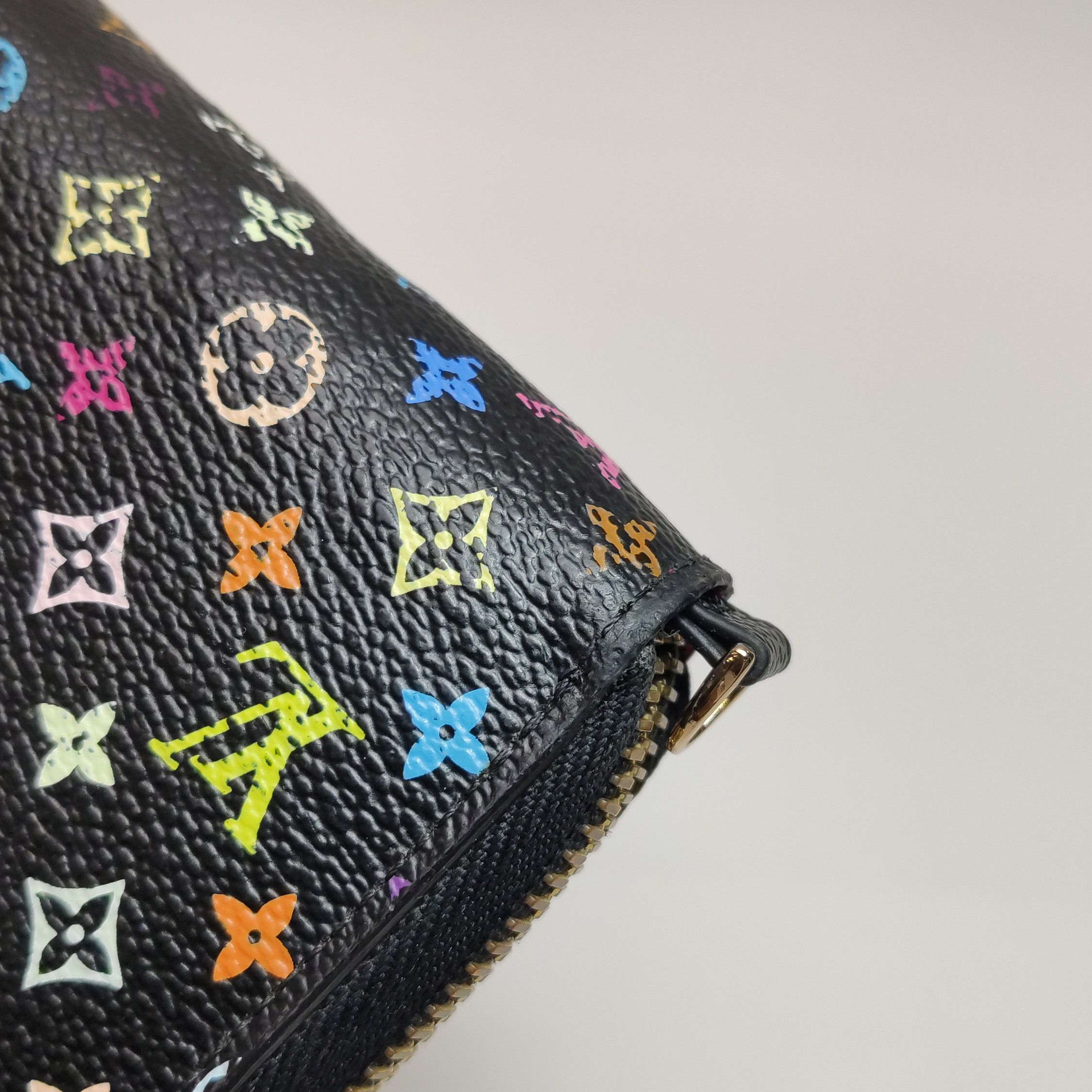 Louis Vuitton Louis Vuitton (LV) Zippy Black Tricolor Zip Around Wallet - Size ONE SIZE - 8 Thumbnail