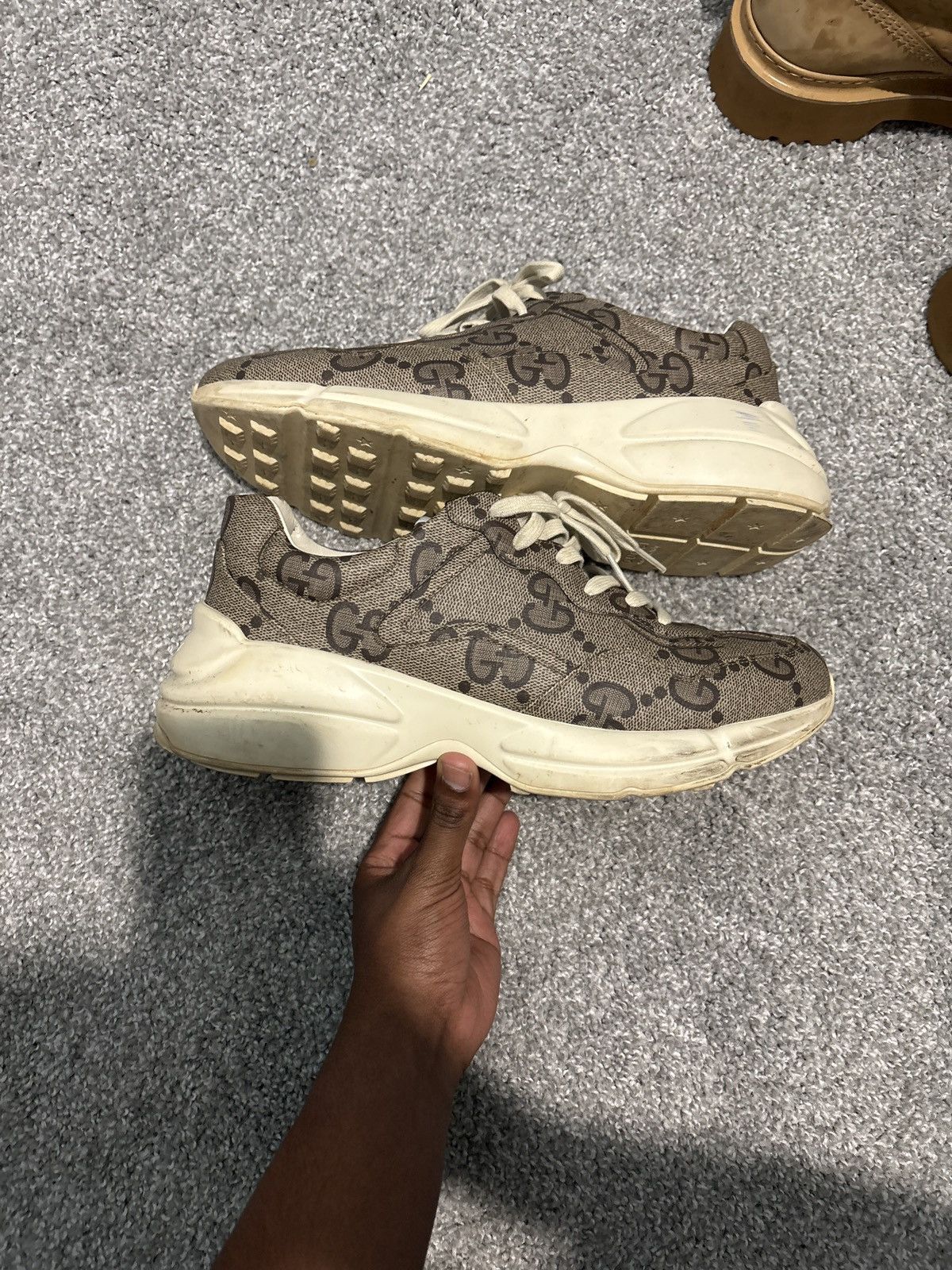 Gucci Gucci 100 Rython Sneaker ‘beige monogram’ Size US 11 / EU 44 - 2 Thumbnail