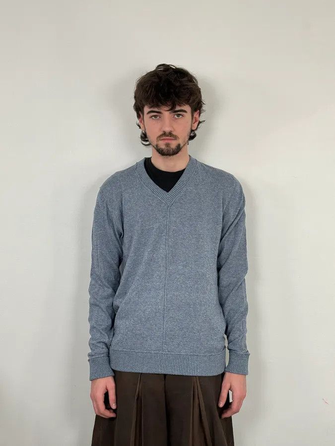 Dolce & Gabbana 2000s Dolce & Gabbana V Neck Irregular Grey Sweater Size US M / EU 48-50 / 2 - 1 Thumbnail