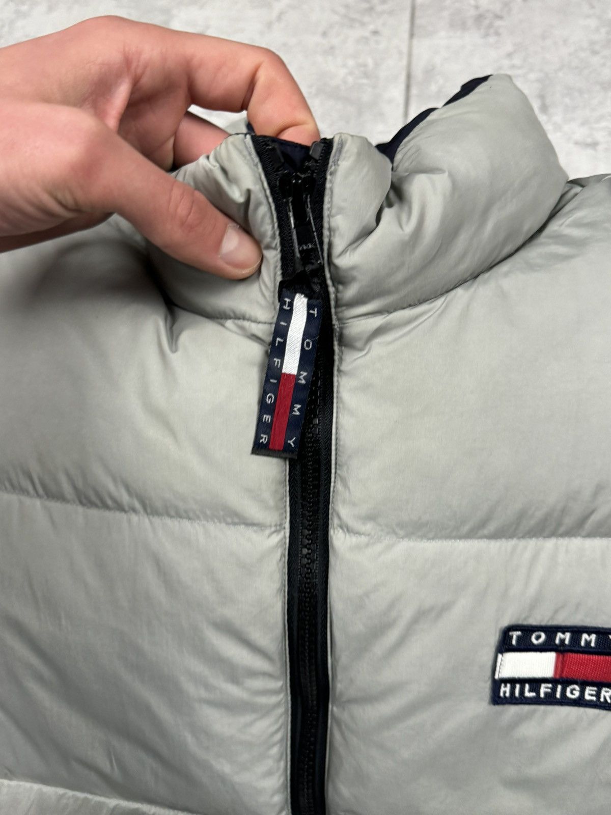 Tommy Hilfiger Tommy Hilfiger Puffer Vest Beige Full Zip Logo Down Gilet Size US S / EU 44-46 / 1 - 7 Thumbnail