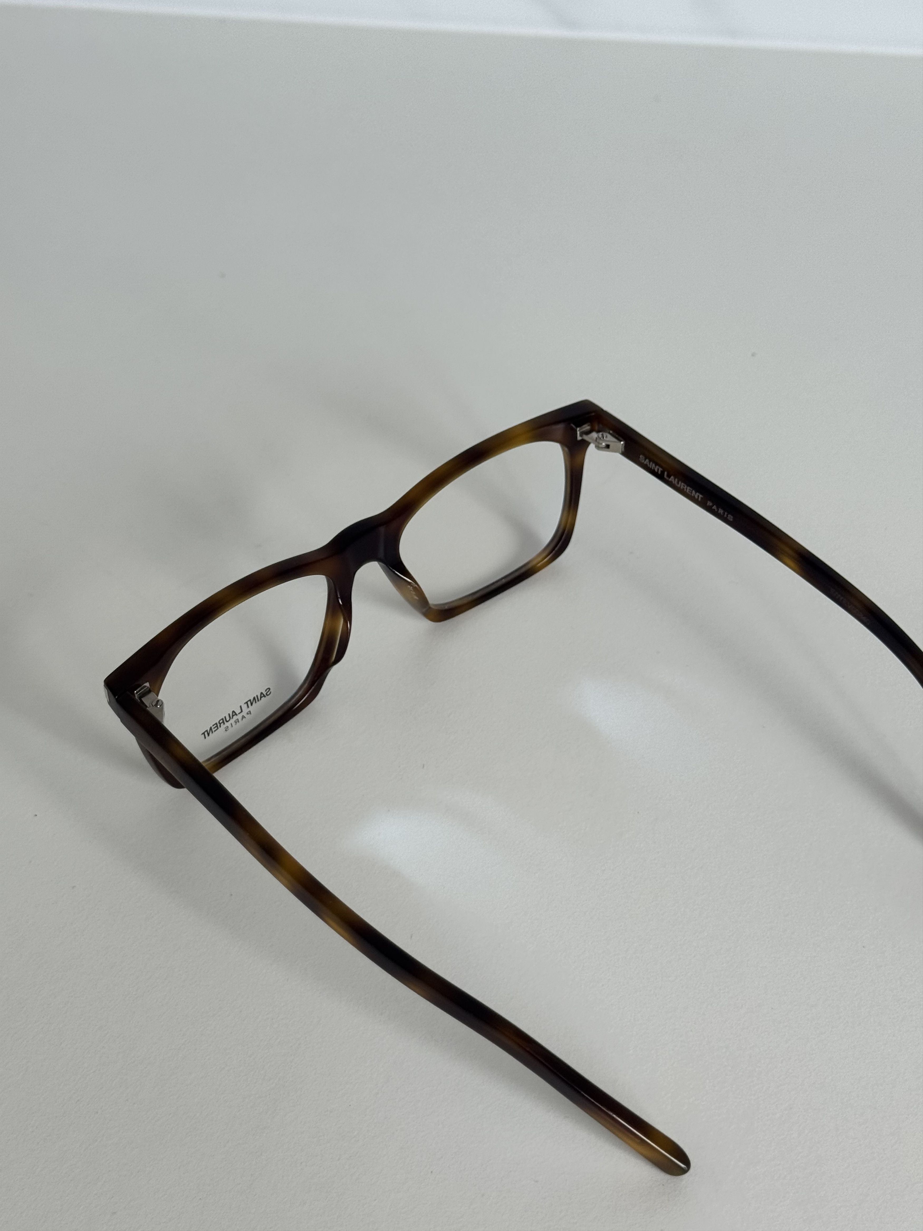 Saint Laurent Paris SAINT LAURENT GLASSES SL559 Size ONE SIZE - 8 Thumbnail