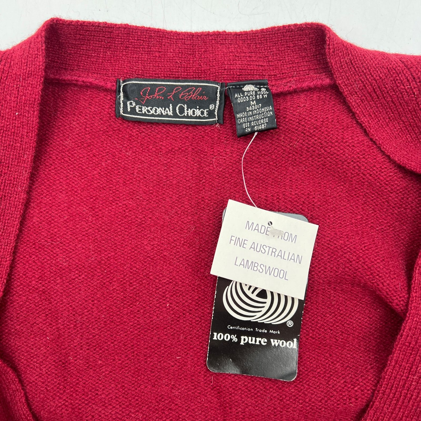 Vintage Vintage Red Australian Wool Cardigan Size US M / EU 48-50 / 2 - 2 Thumbnail