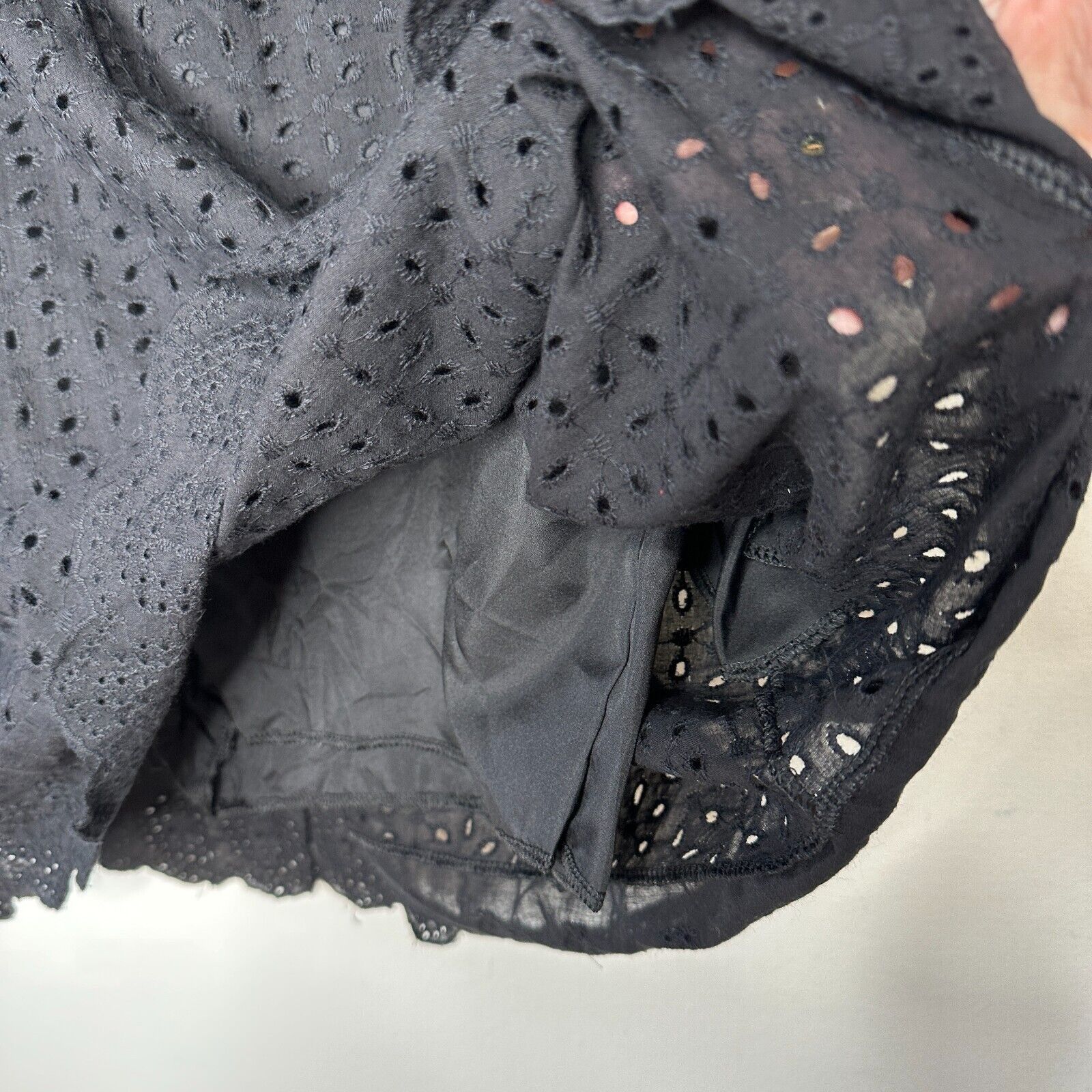 Other Black Eyelet Ruffle VNeck Zip Sleeveless Romper Empire Waist Size M / US 6-8 / IT 42-44 - 5 Thumbnail