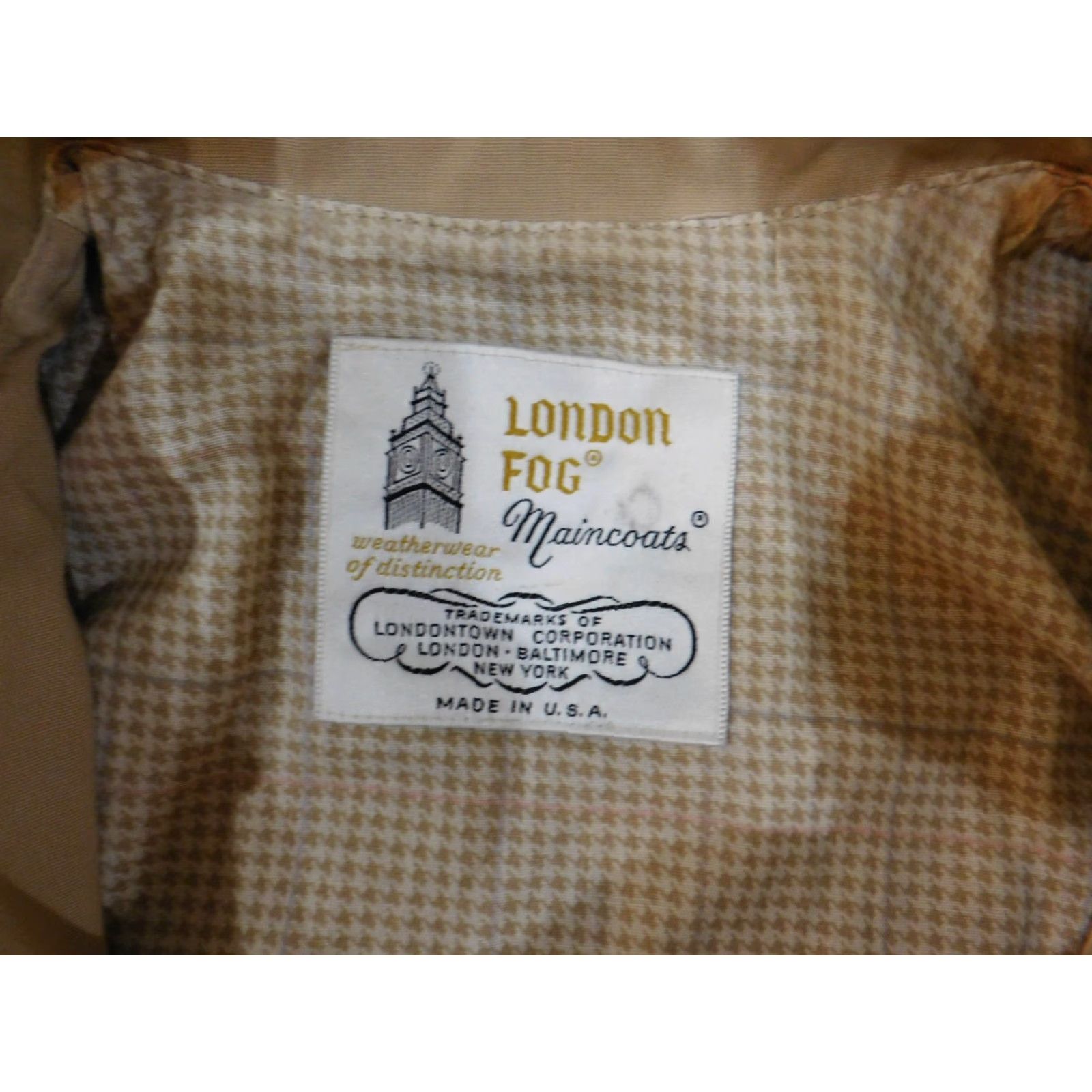 London Fog London Fog jacket coat Trench Coat Womens 6 Beige Button Lined Polyester Winter Formal Casual Regular Mens Womens Girls Size M / US 6-8 / IT 42-44 - 7 Thumbnail