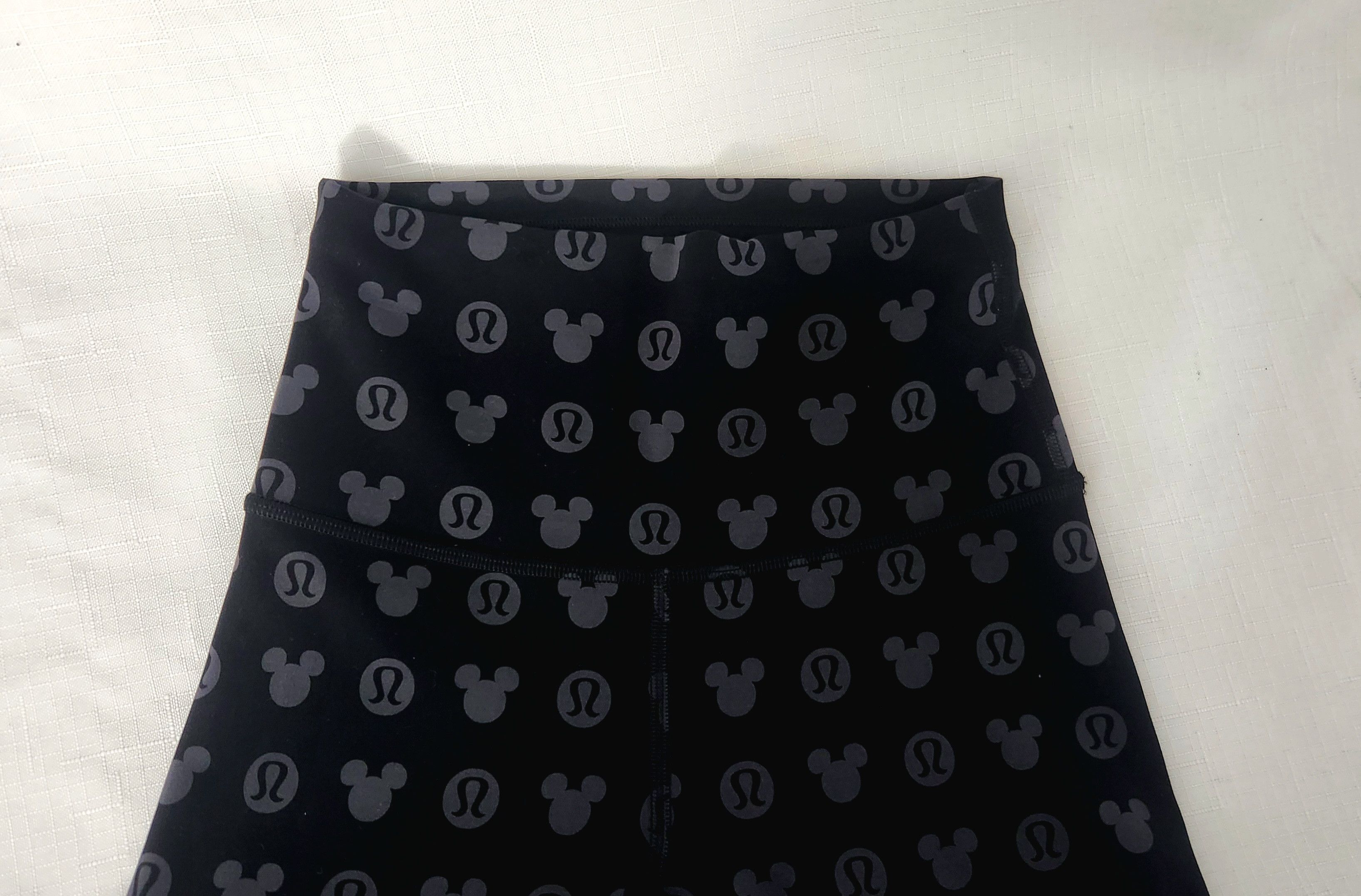 Disney × Lululemon DISNEY X LULULEMON Wunder Train 25" HR Tight SZ 2 Classic Size 26" / US 2 / IT 38 - 3 Thumbnail