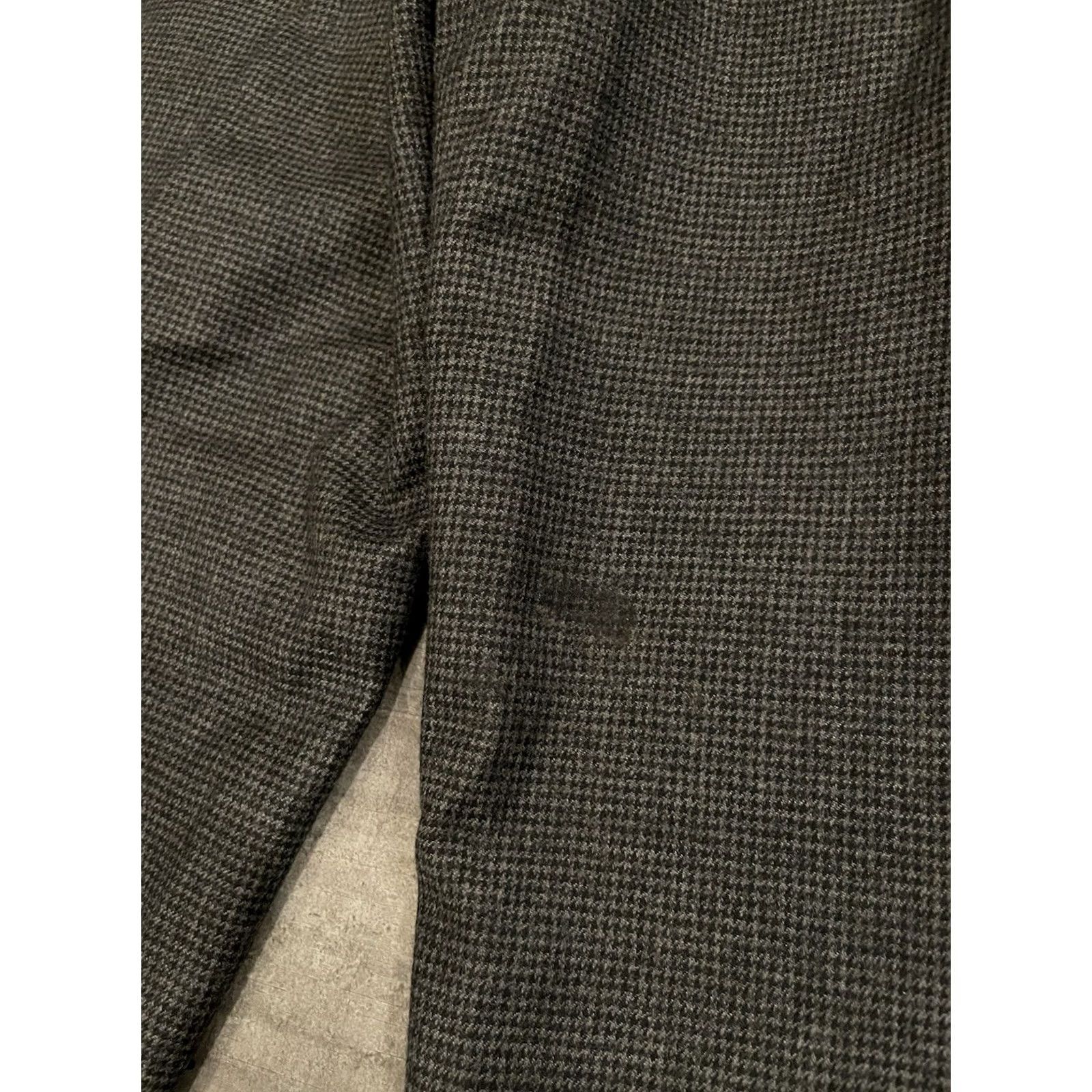Brooks Brothers VINTAGE Brooks Brothers Pants Mens 36 Gray Wool Houndstooth Plaid Cuffed Dress Pants Regular Mens Size US 36 / EU 52 - 7 Thumbnail