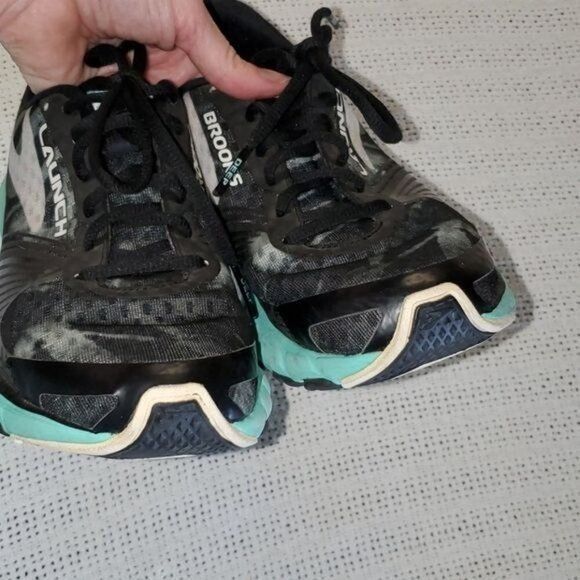 Brooks Brooks Launch Sz. 9 Green/Black Running Athletic Sneakers Size US 9 / IT 39 - 6 Thumbnail