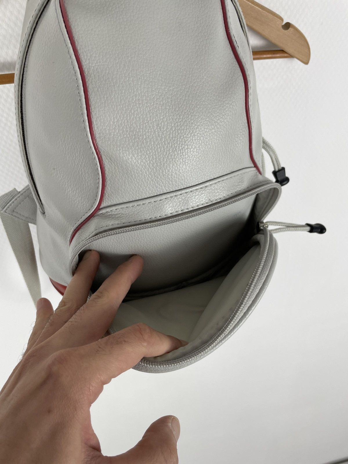 Nike Retro 90’s AIR Leather Bubble Double Big Swoosh Utility Backpack Mini Bag Size ONE SIZE - 22 Thumbnail