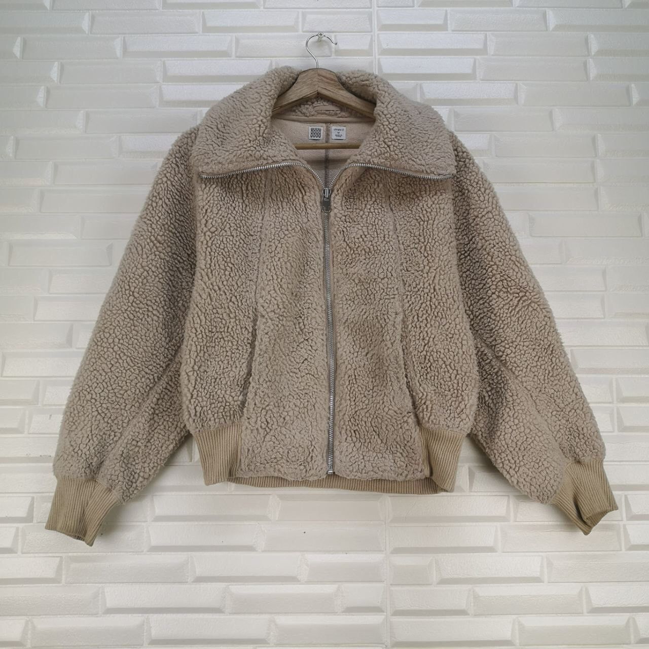 Japanese Brand × Lemaire Lemaire X Uniqlo Sherpa Jacket Size M / US 6-8 / IT 42-44 - 2 Thumbnail
