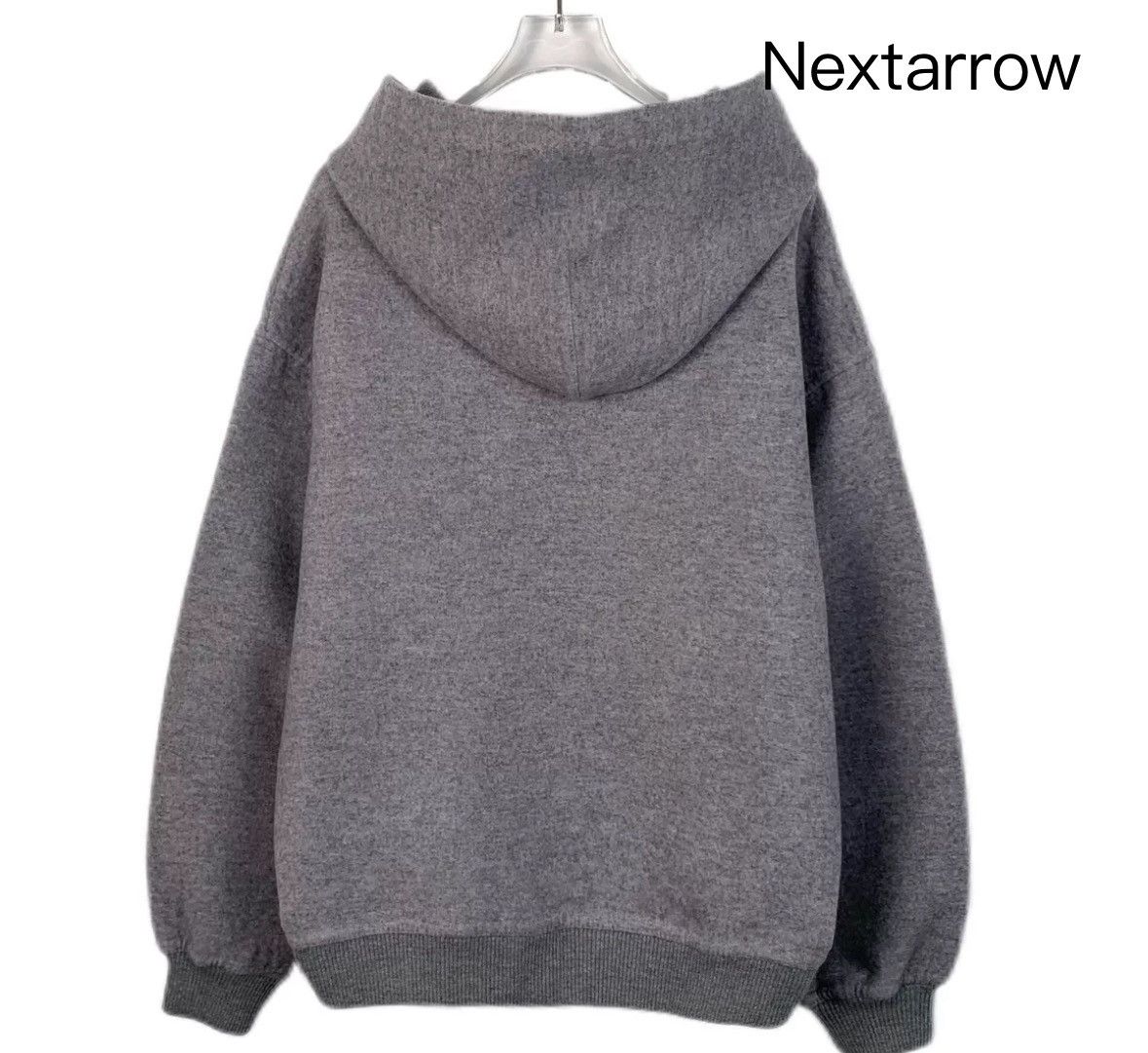 Louis Vuitton Louis Vuitton Lv grey sheep long sleeved sweatshirt Size US S / EU 44-46 / 1 - 2 Thumbnail