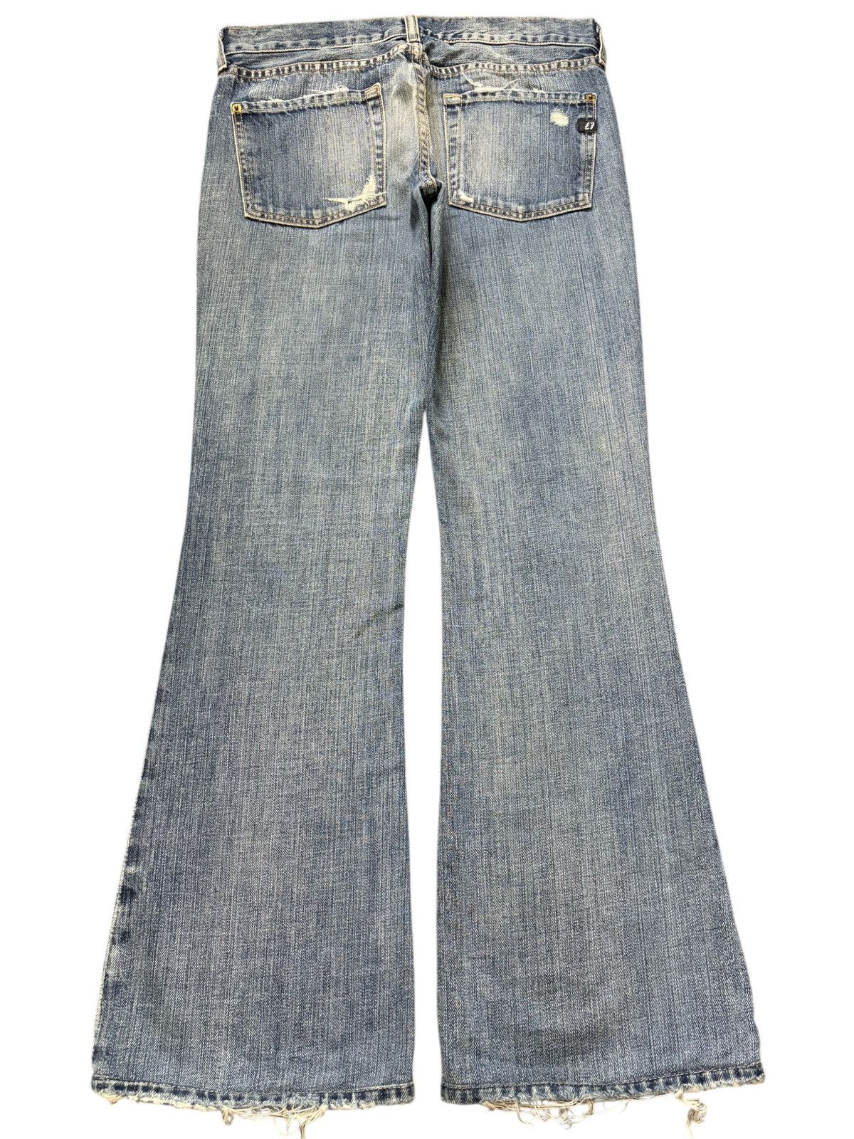 7 For All Mankind Vintage 7 For All Mankind Distress Flare Jeans Size US 30 / EU 46 - 2 Thumbnail