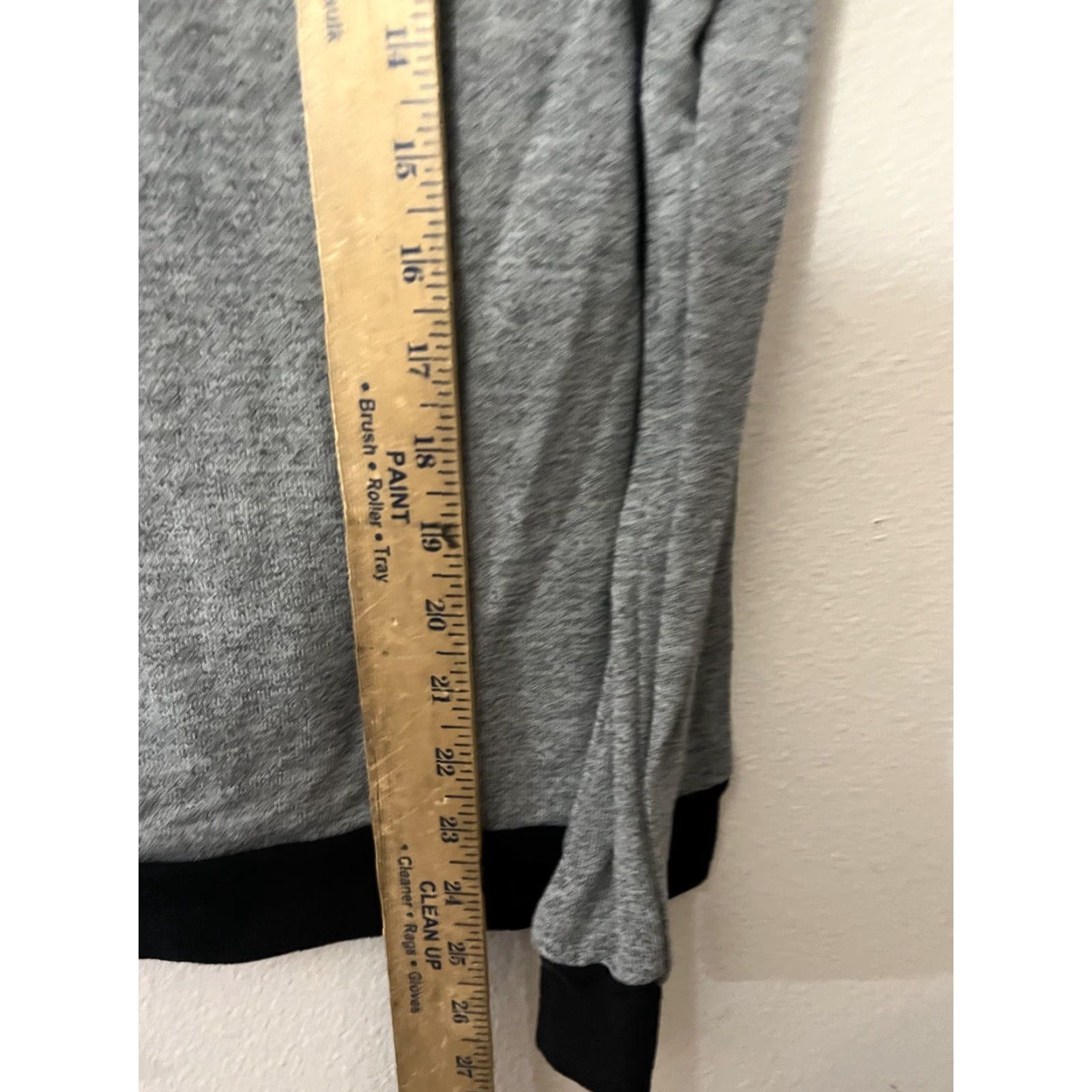 Shein SheIn T-Shirt Gray Long Sleeve Tunic Accent Colorblock Casual Classic Nylon? Size L / US 10 / IT 46 - 4 Thumbnail