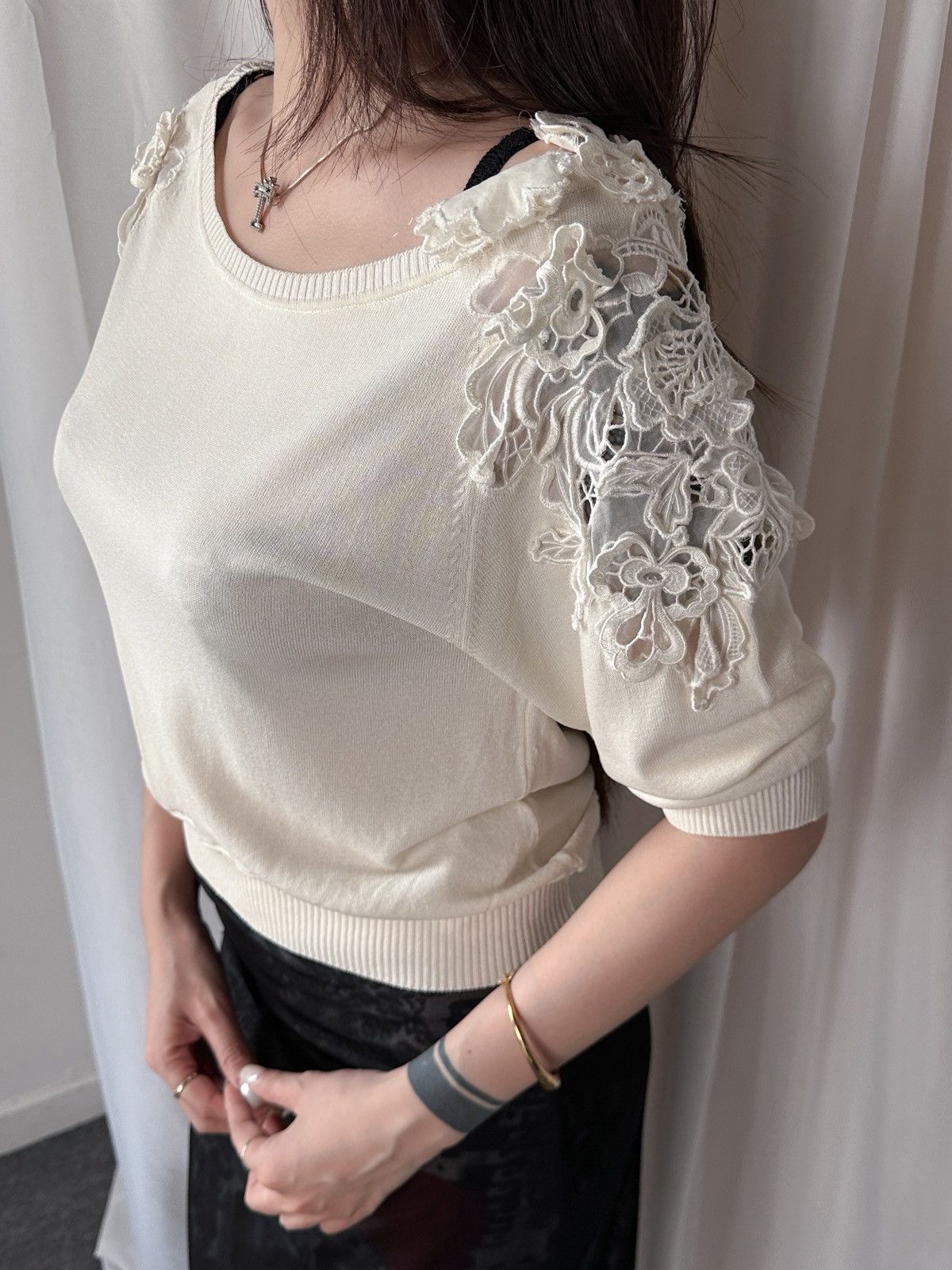 Ermanno Scervino Ermanno Scervino lace detail knit top Size M / US 6-8 / IT 42-44 - 4 Thumbnail