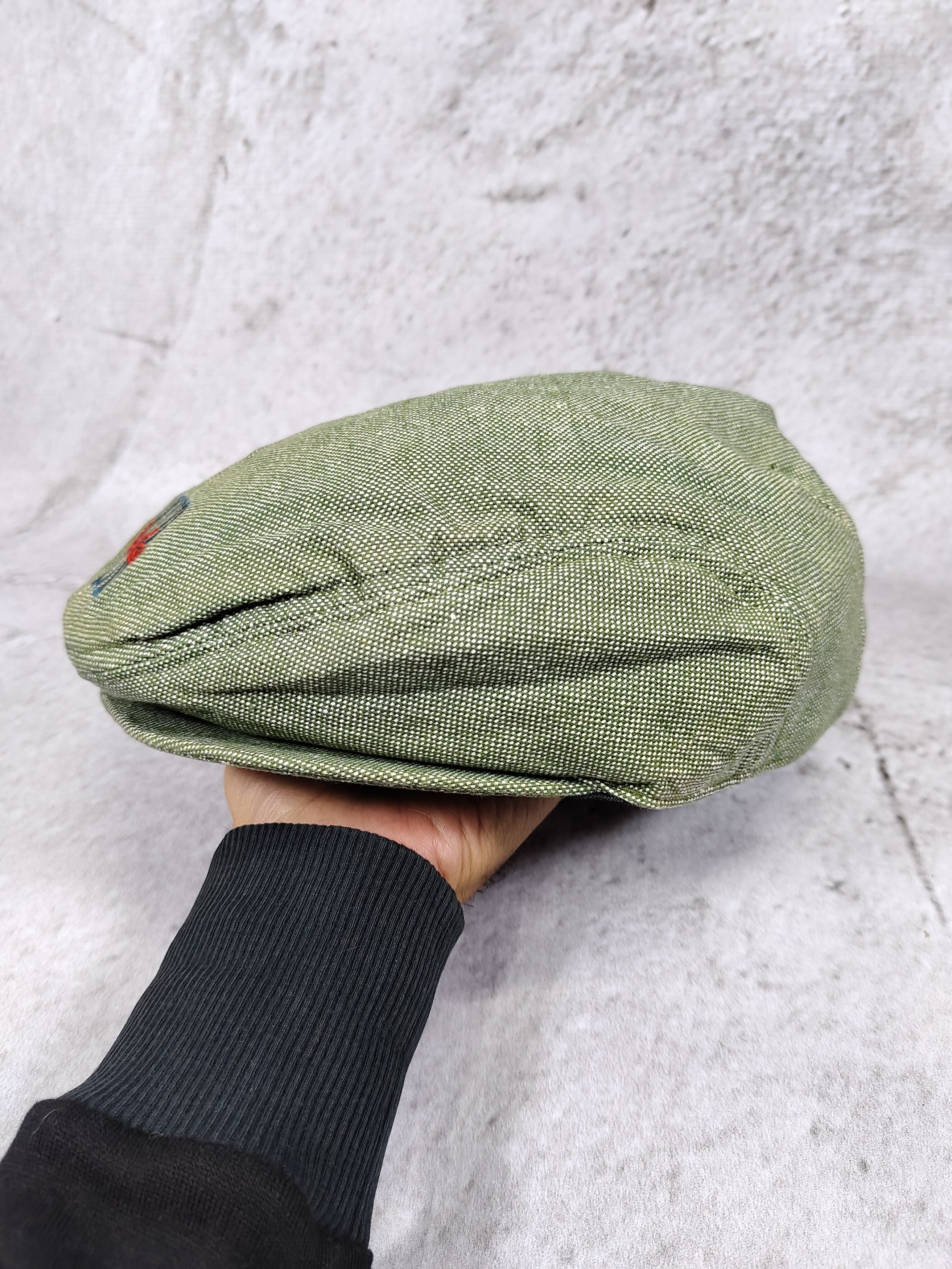 United Colors Of Benetton 90s UCB- Classic Streetwear Embroidered Logo Flat Cap Size ONE SIZE - 2 Thumbnail