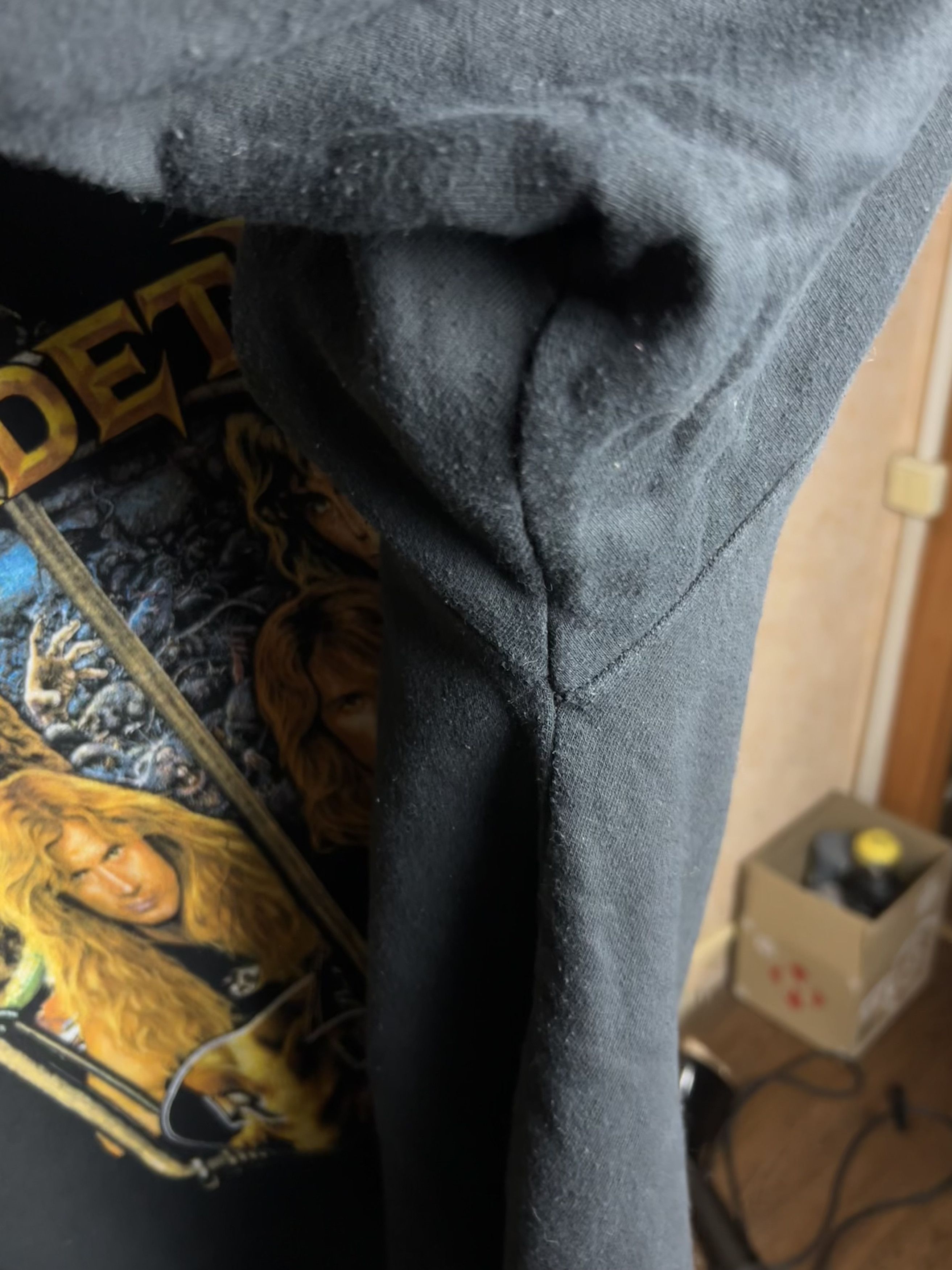 Band Tees Vintage 90s Megadeth Risk Rock Band Hoodie Size US XL / EU 56 / 4 - 7 Thumbnail