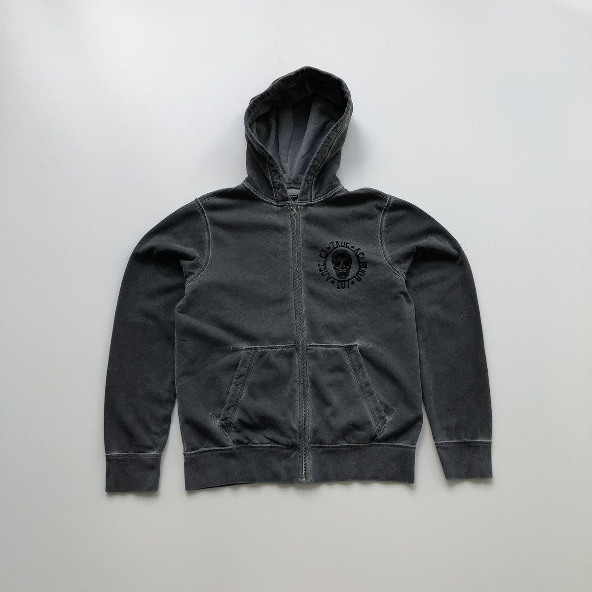 True Religion True Religion Los Angeles Skull Logo Washed Zip Hoodie Grey Size US XL / EU 56 / 4 - 1 Thumbnail