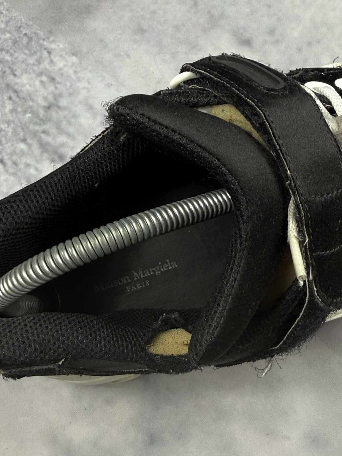 Maison Margiela Maison Margiela Retro Fit Artisanal Sneakers Black White Size US 7 / EU 40 - 9 Thumbnail