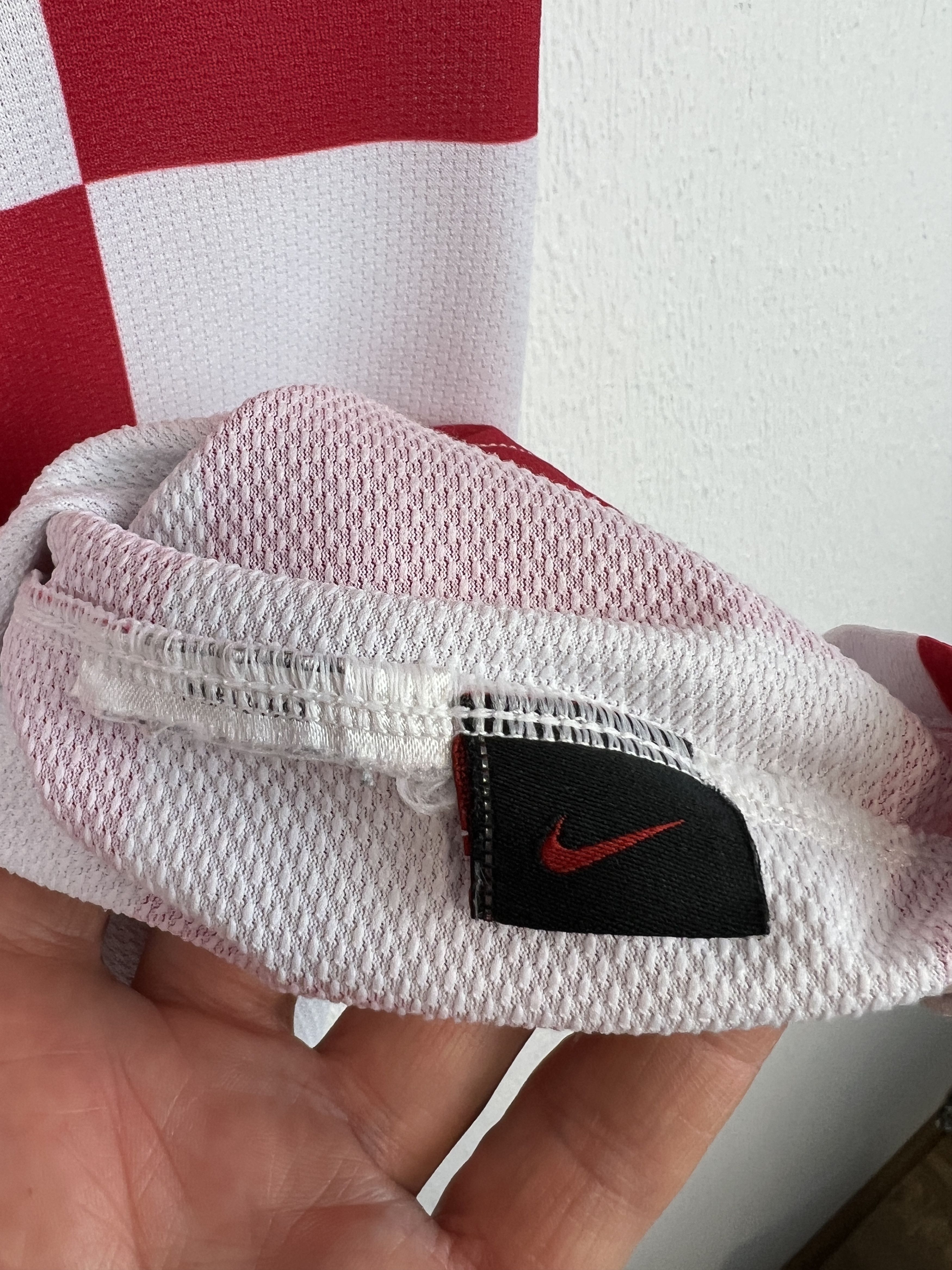 Nike Croatia football shirt 2008 Soccer Jersey Trikot National Size US M / EU 48-50 / 2 - 7 Thumbnail