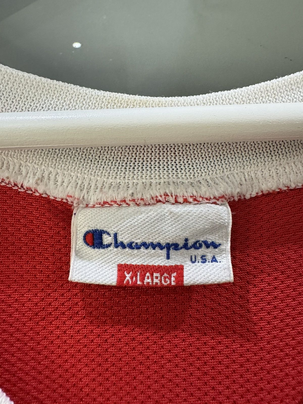 Champion × NBA × Vintage Michael Jordan #23 Champion nba Jersey Size US XL / EU 56 / 4 - 5 Thumbnail