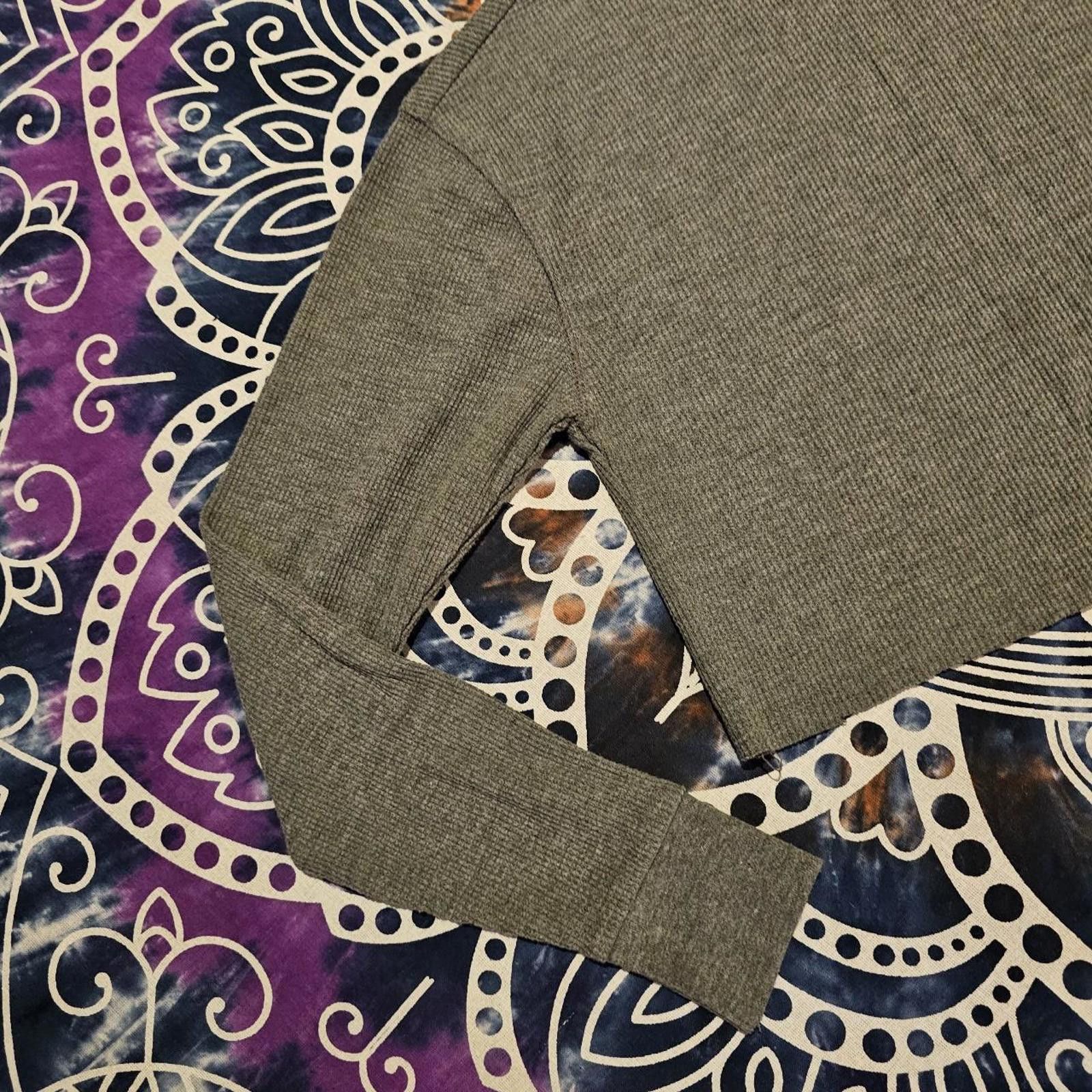 Designer Time and Tru Women's Grey Cropped Shirt Size S / US 4 / IT 40 - 4 Thumbnail
