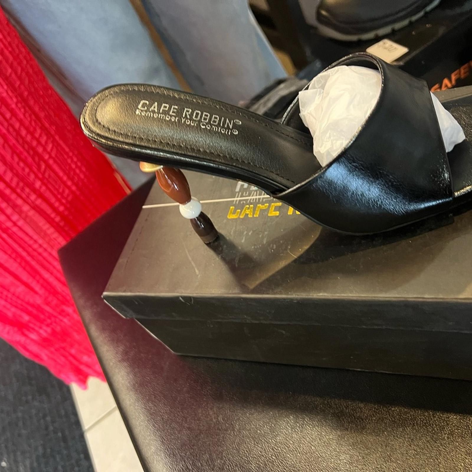 Other Cape Robbin Black Open-Toe Heels Size US 8 / IT 38 - 2 Thumbnail