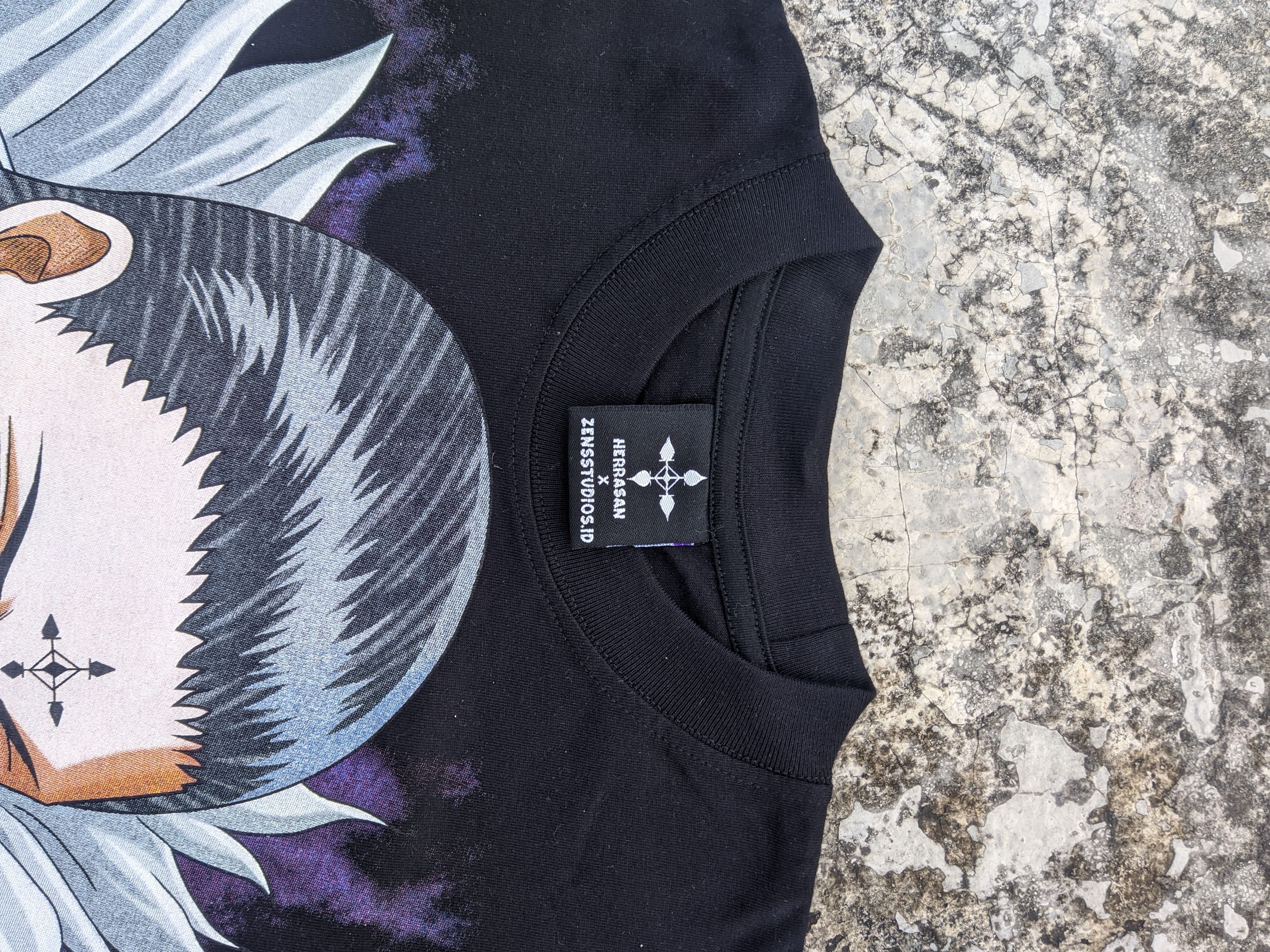 Ripple Junction Hunter X Hunter Anime Chrollo Limited manga T shirt Size L / US 10 / IT 46 - 3 Thumbnail